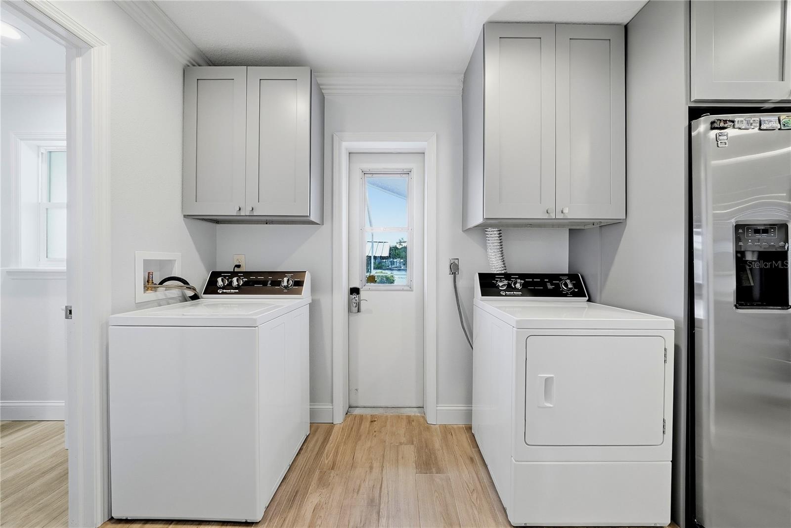 SANDPIPER POINT - Residential