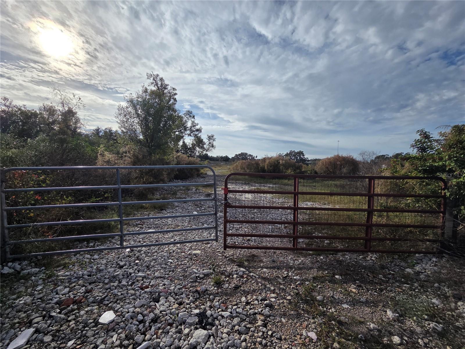 UNPLATTED - Land