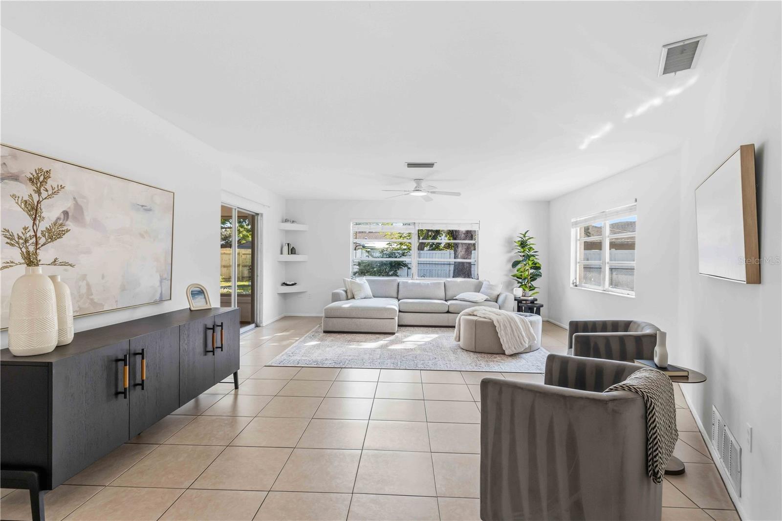 WHITFIELD COUNTRY CLUB ESTATES 1 - Residential