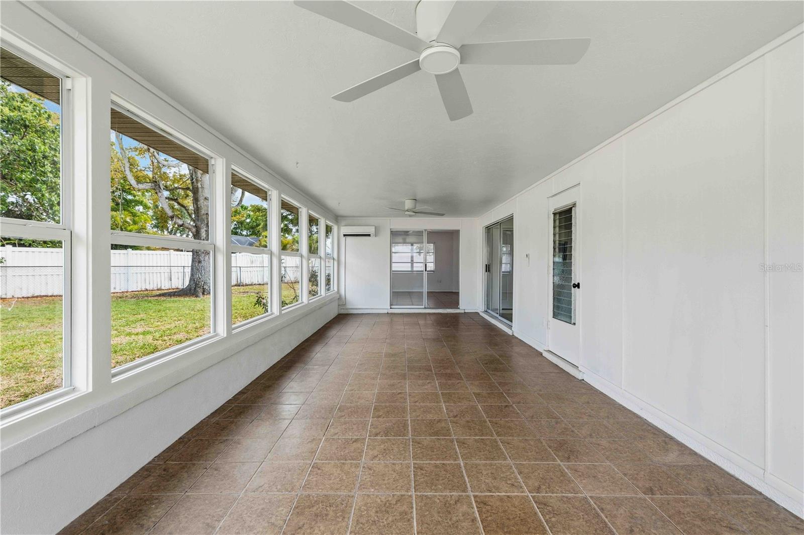 WHITFIELD COUNTRY CLUB ESTATES 1 - Residential