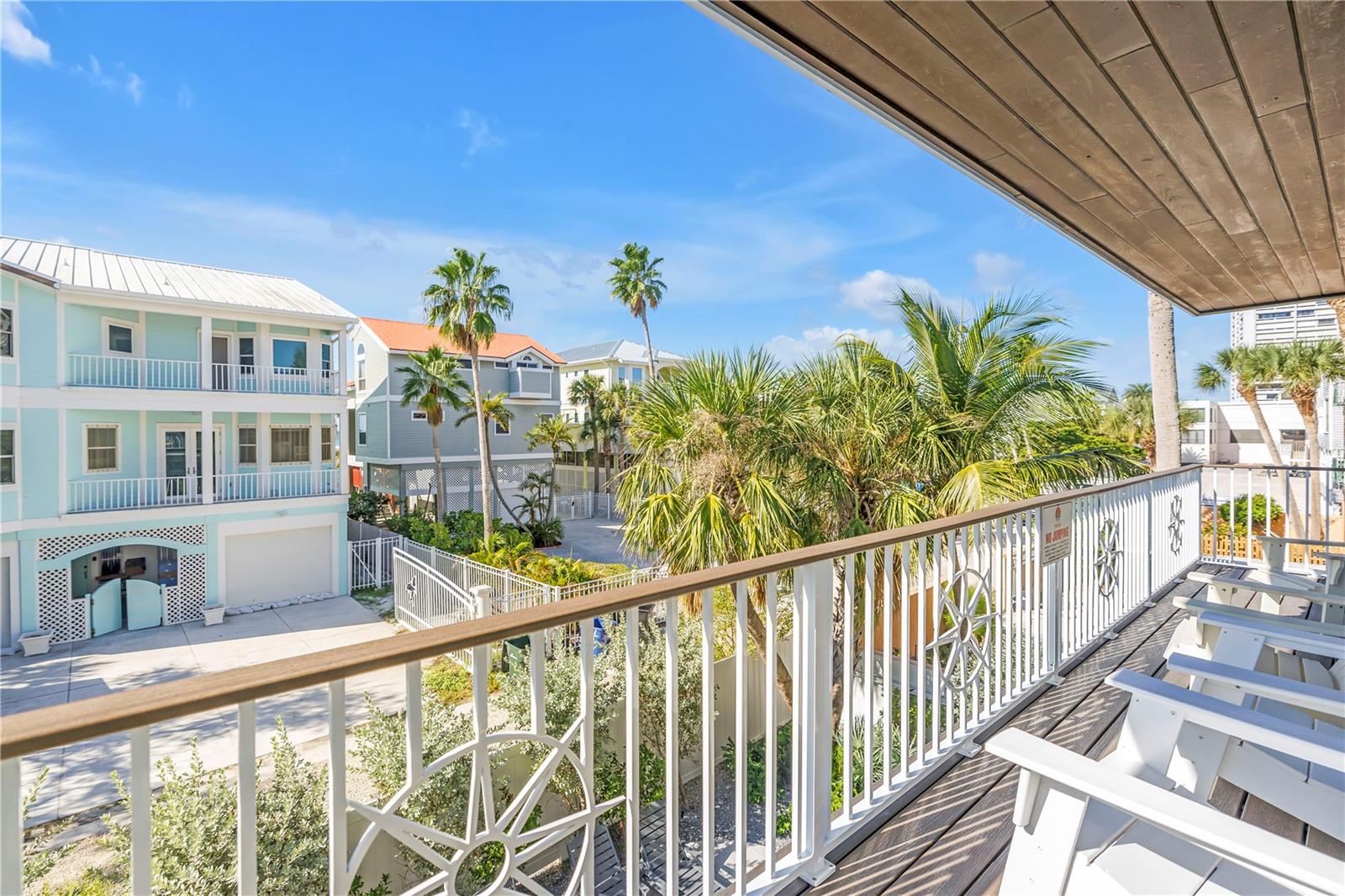 SARASOTA BEACH - Residential Income