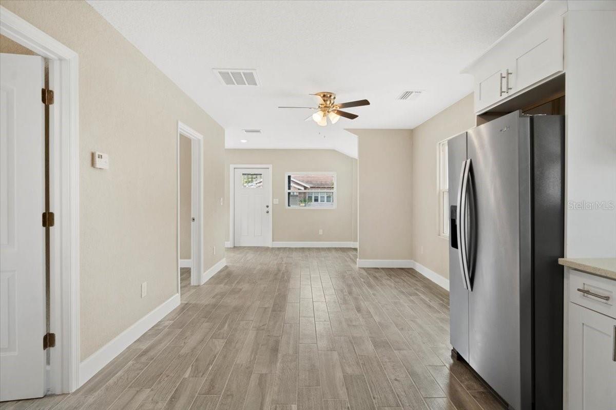 TAYLORS SUB - Residential Lease