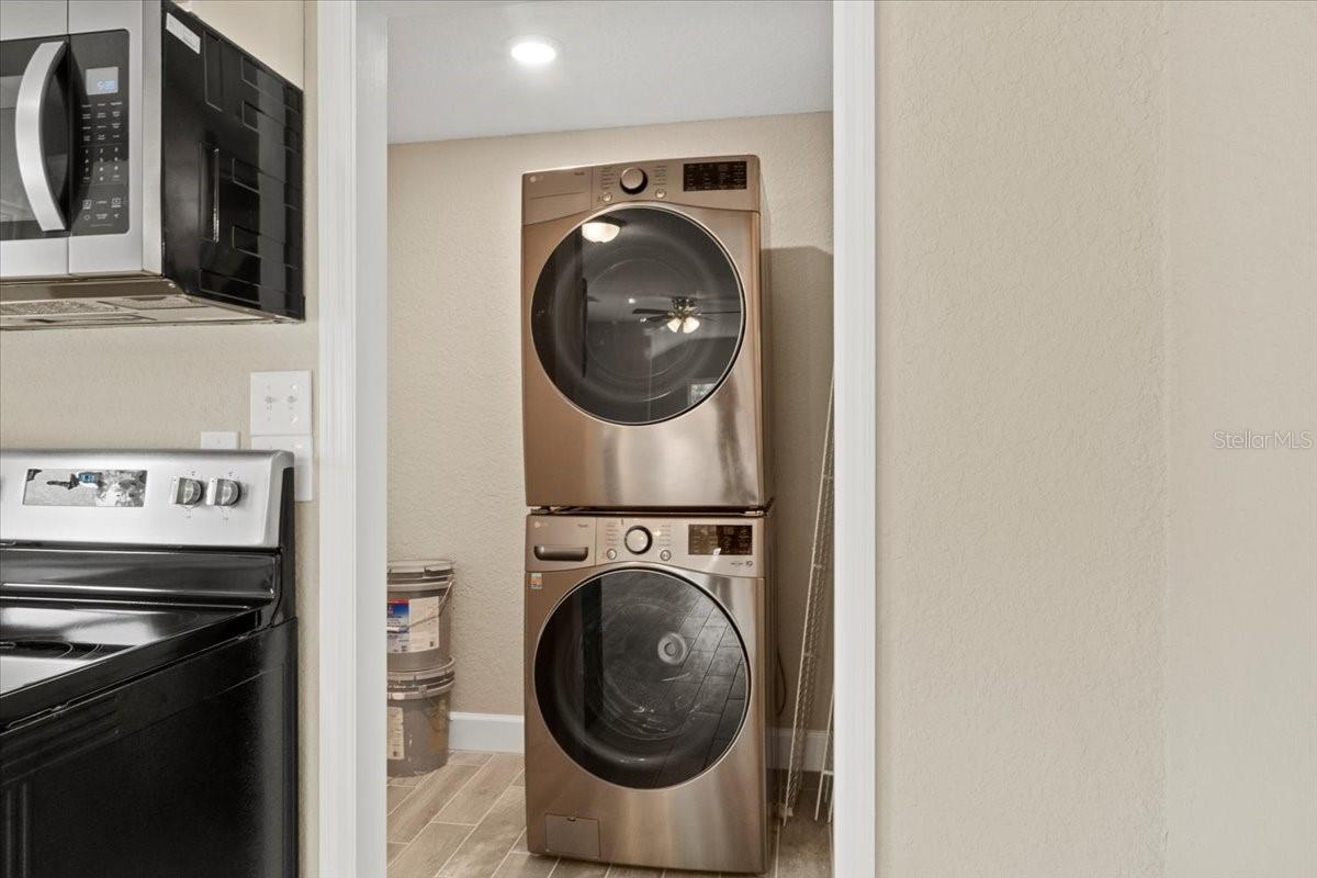 TAYLORS SUB - Residential Lease