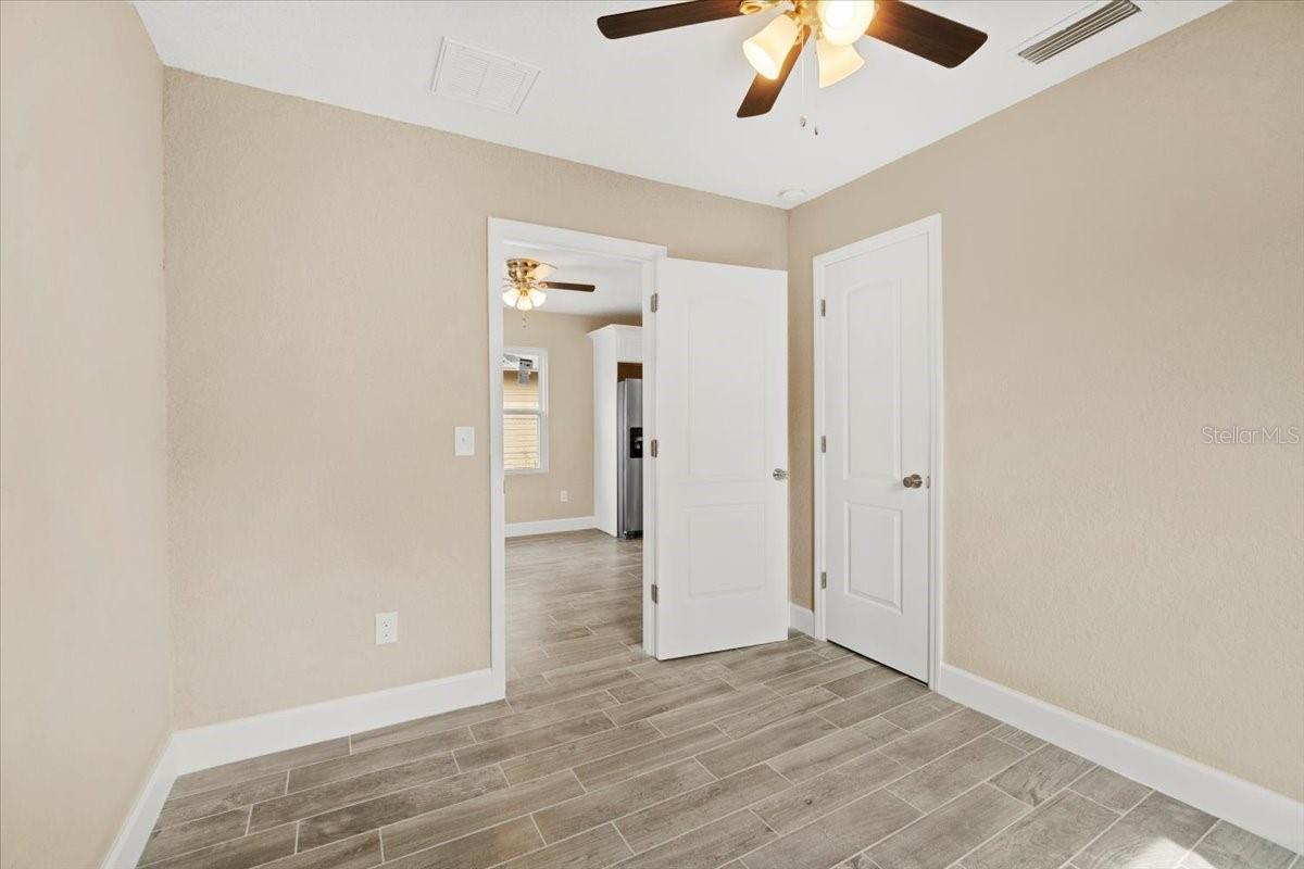 TAYLORS SUB - Residential Lease