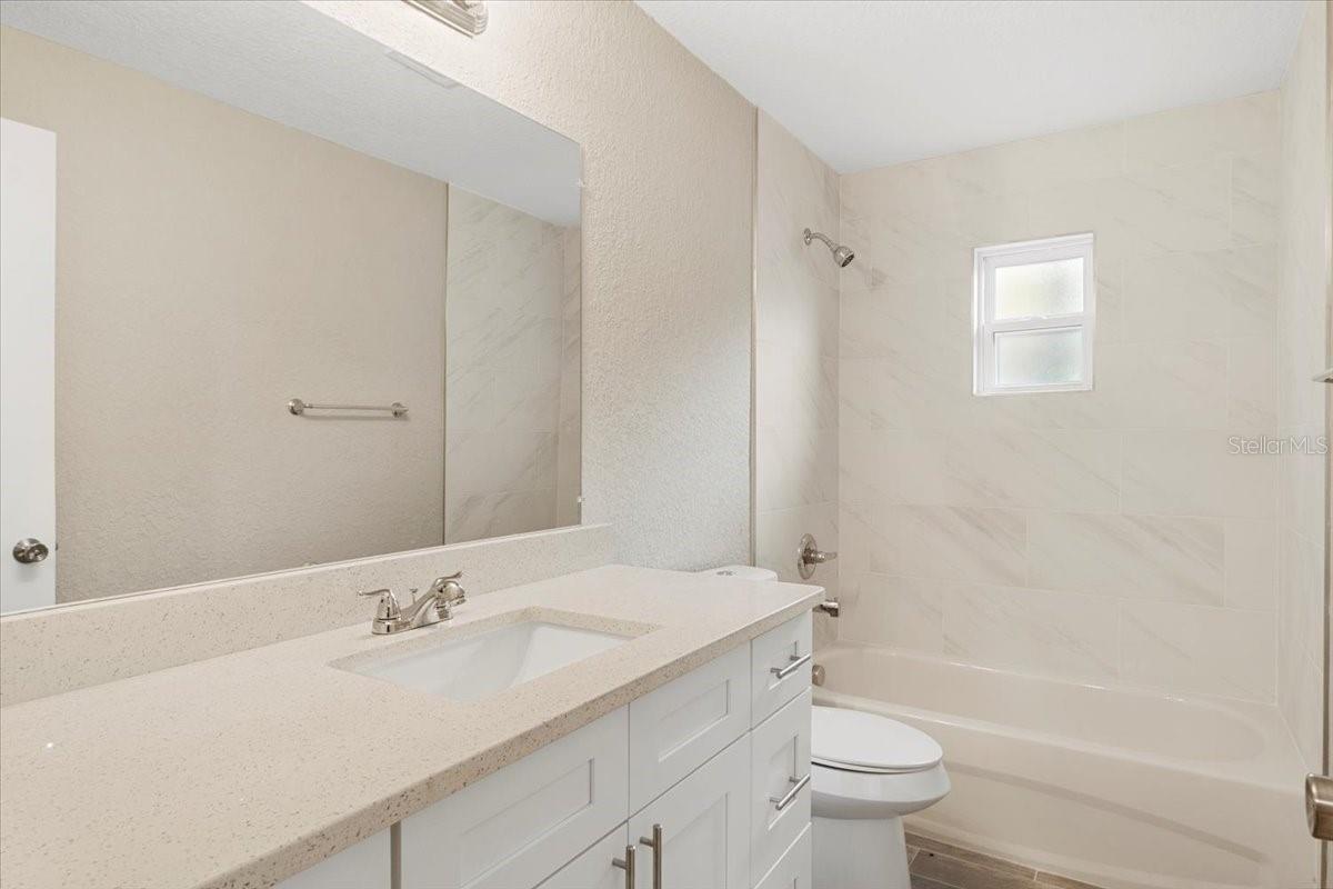 TAYLORS SUB - Residential Lease