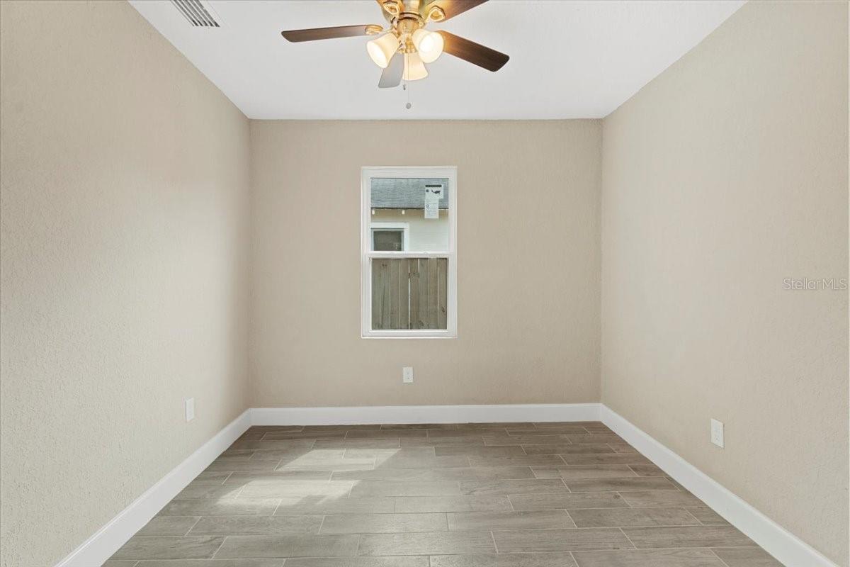 TAYLORS SUB - Residential Lease