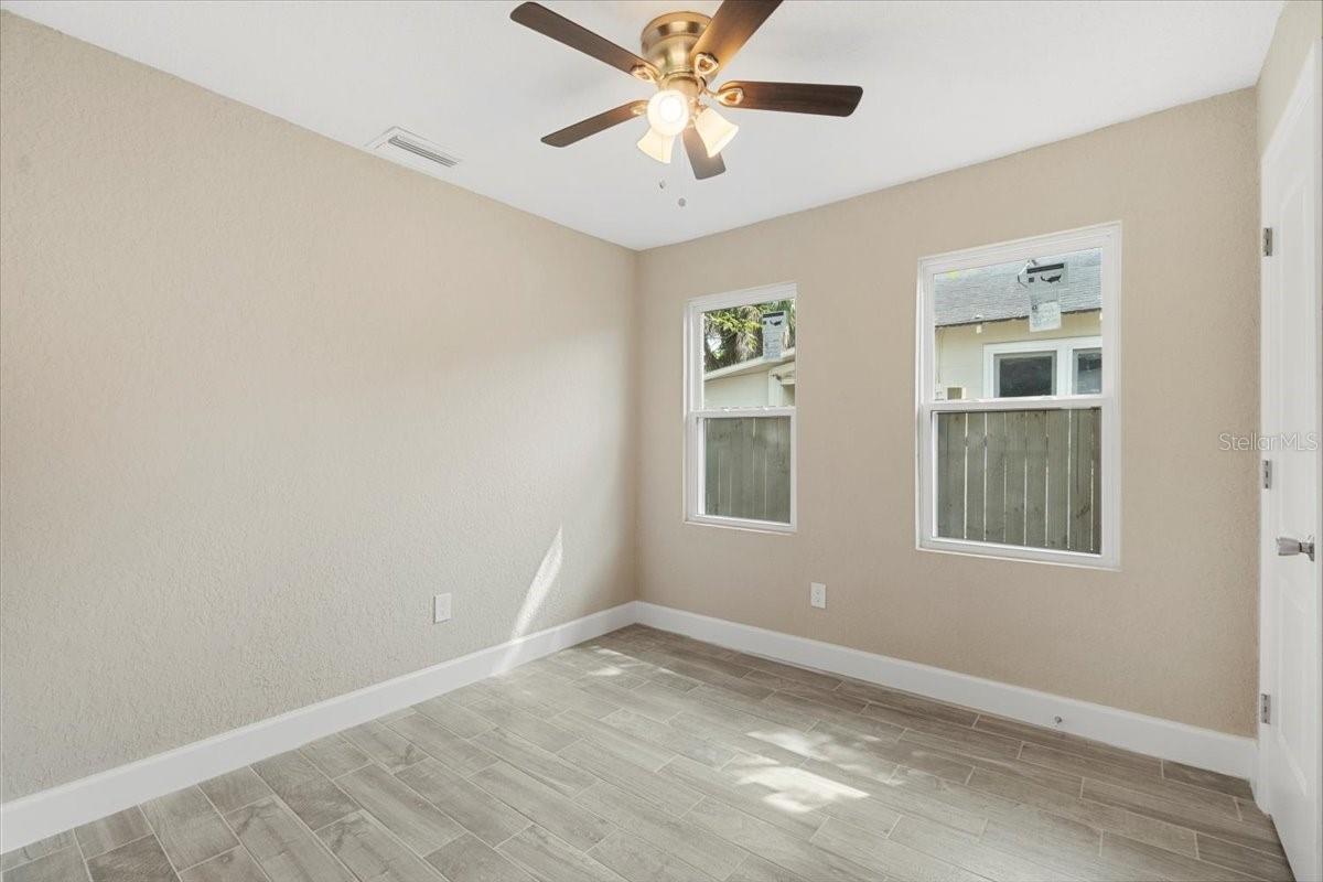 TAYLORS SUB - Residential Lease