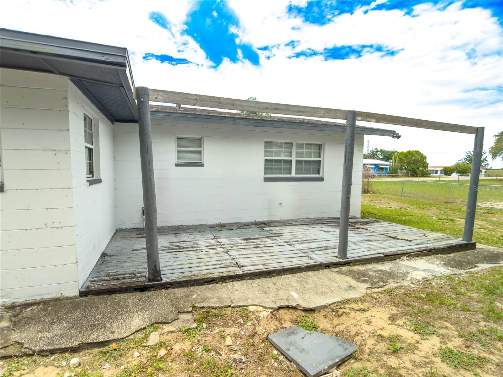 DOUGLAS ESTATES - Residential
