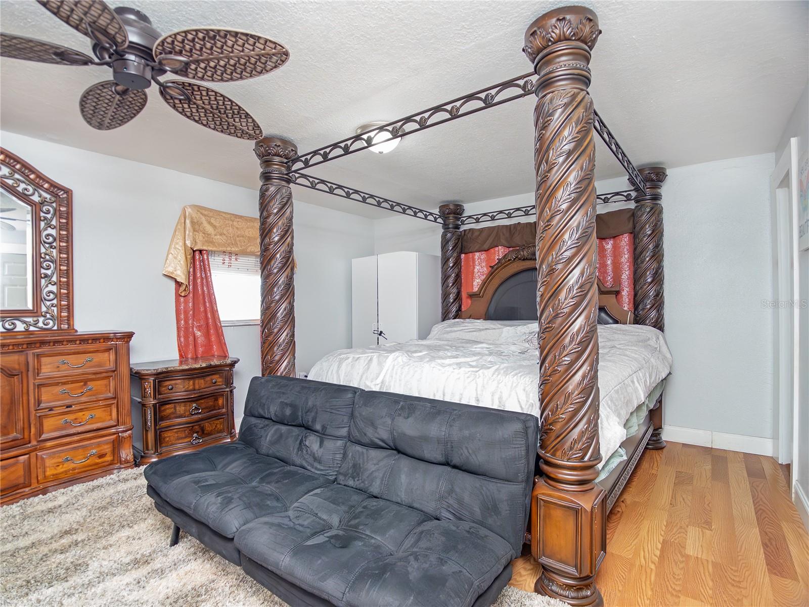 DOUGLAS ESTATES - Residential