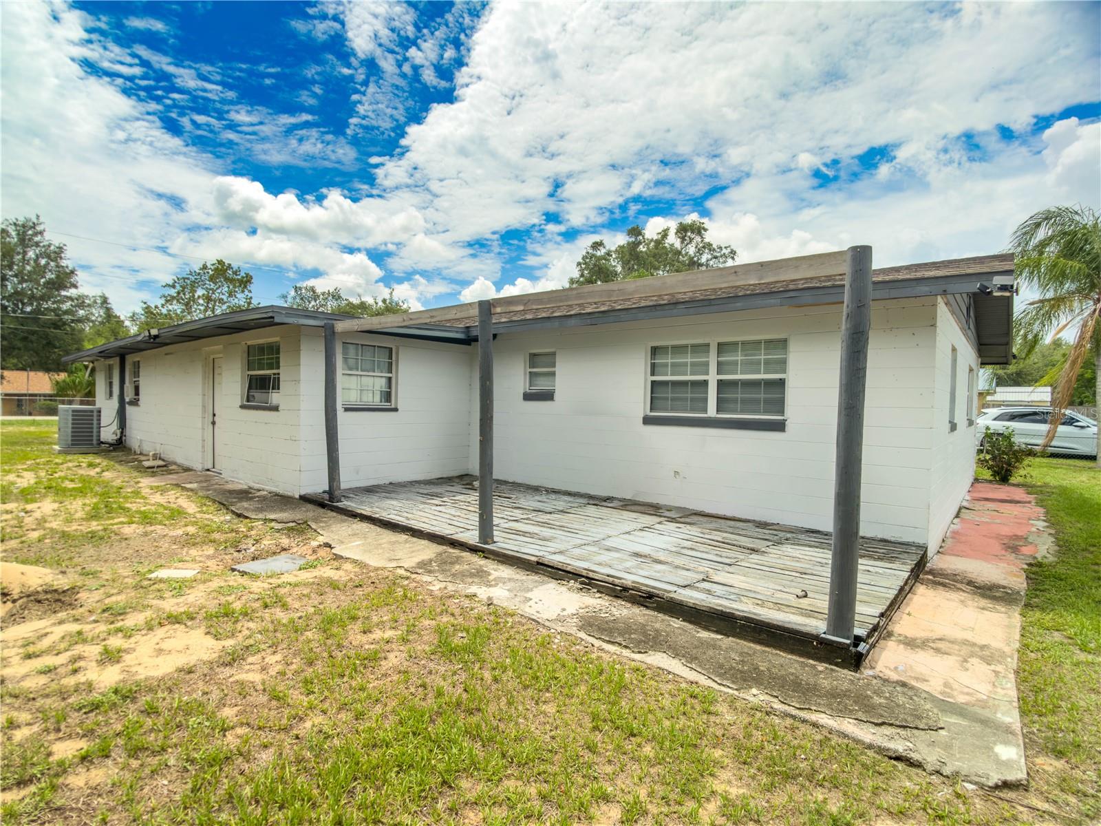 DOUGLAS ESTATES - Residential