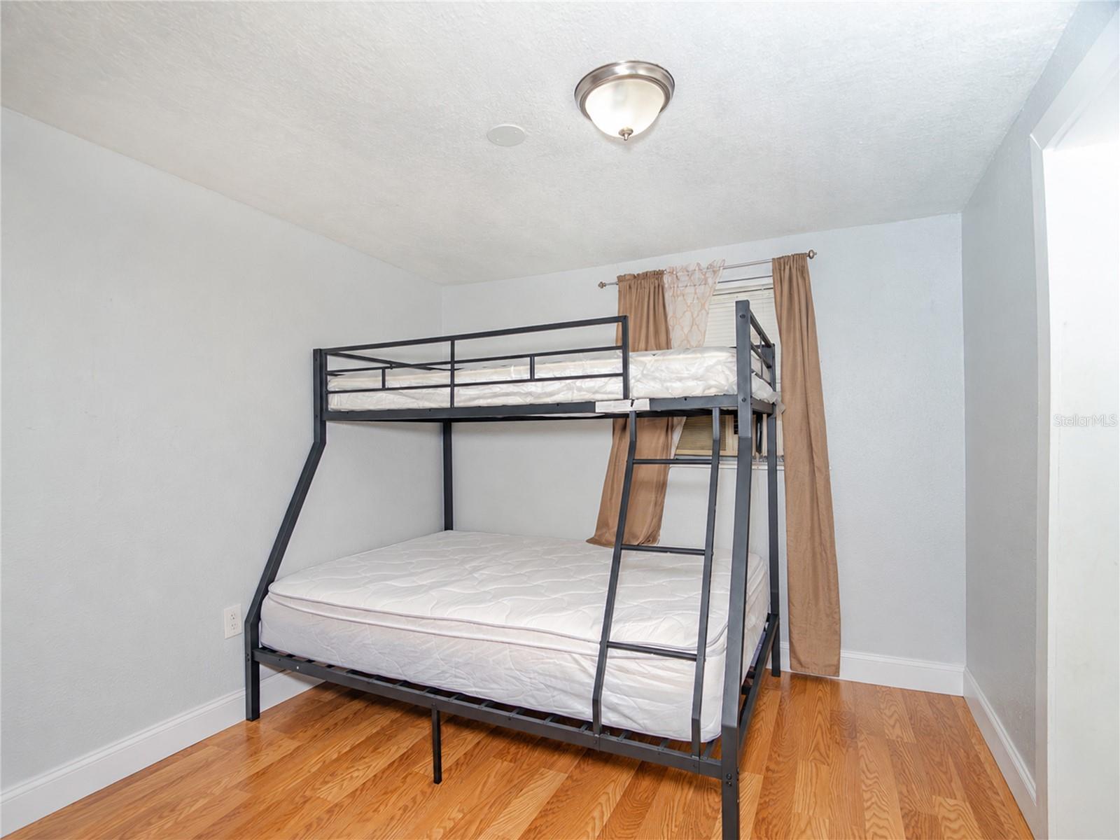 DOUGLAS ESTATES - Residential