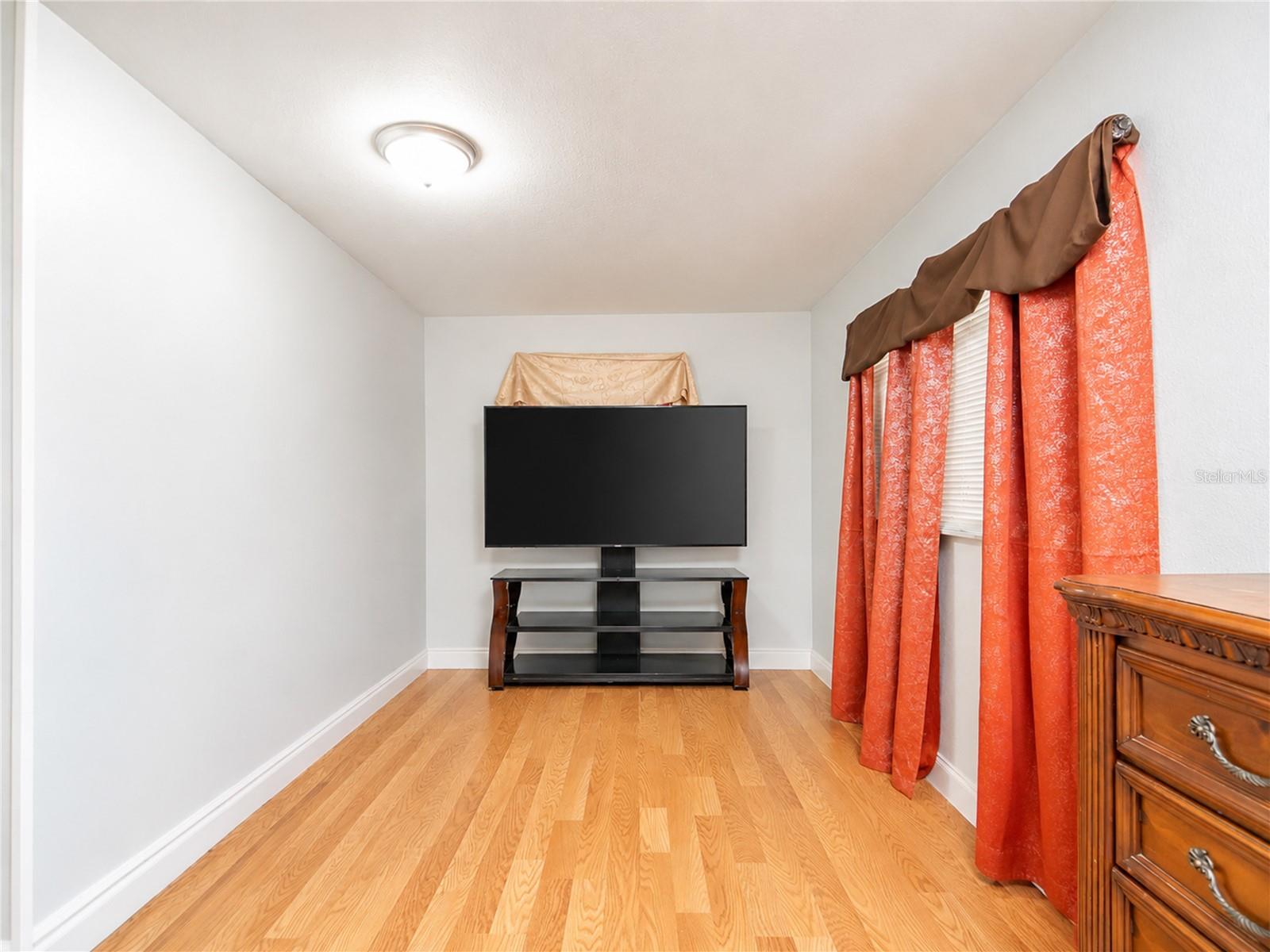 DOUGLAS ESTATES - Residential