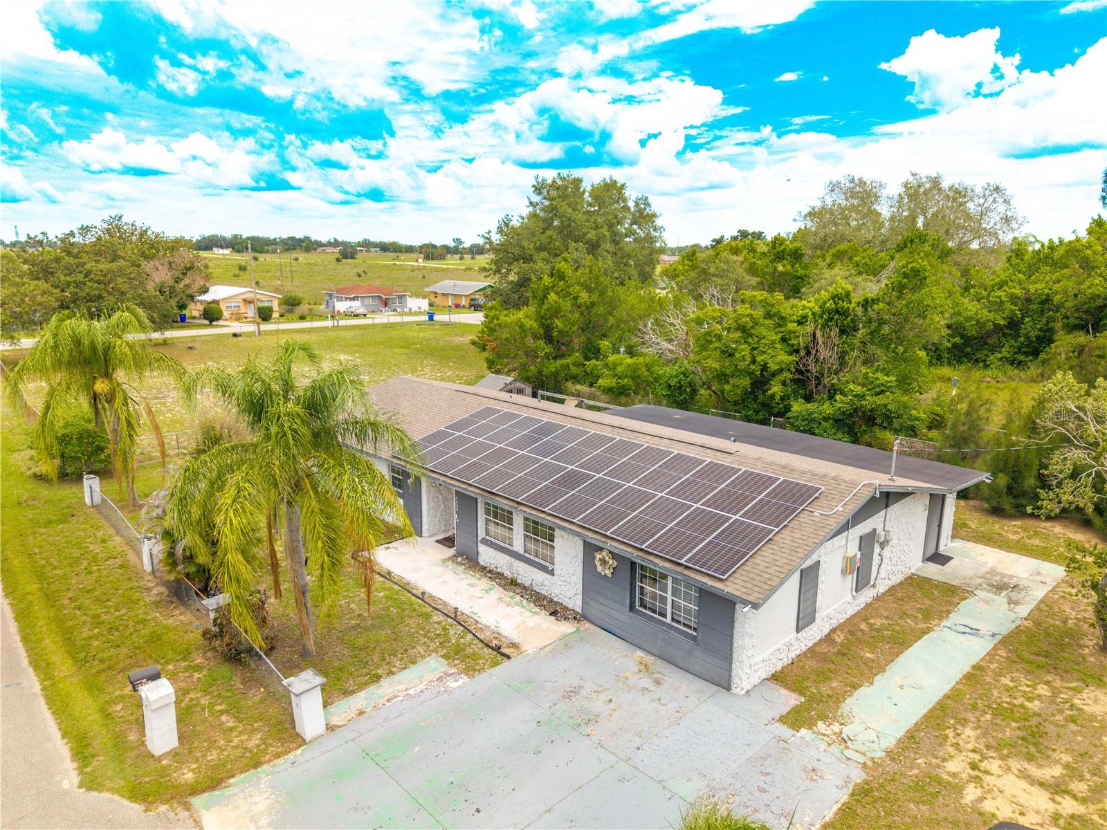DOUGLAS ESTATES - Residential