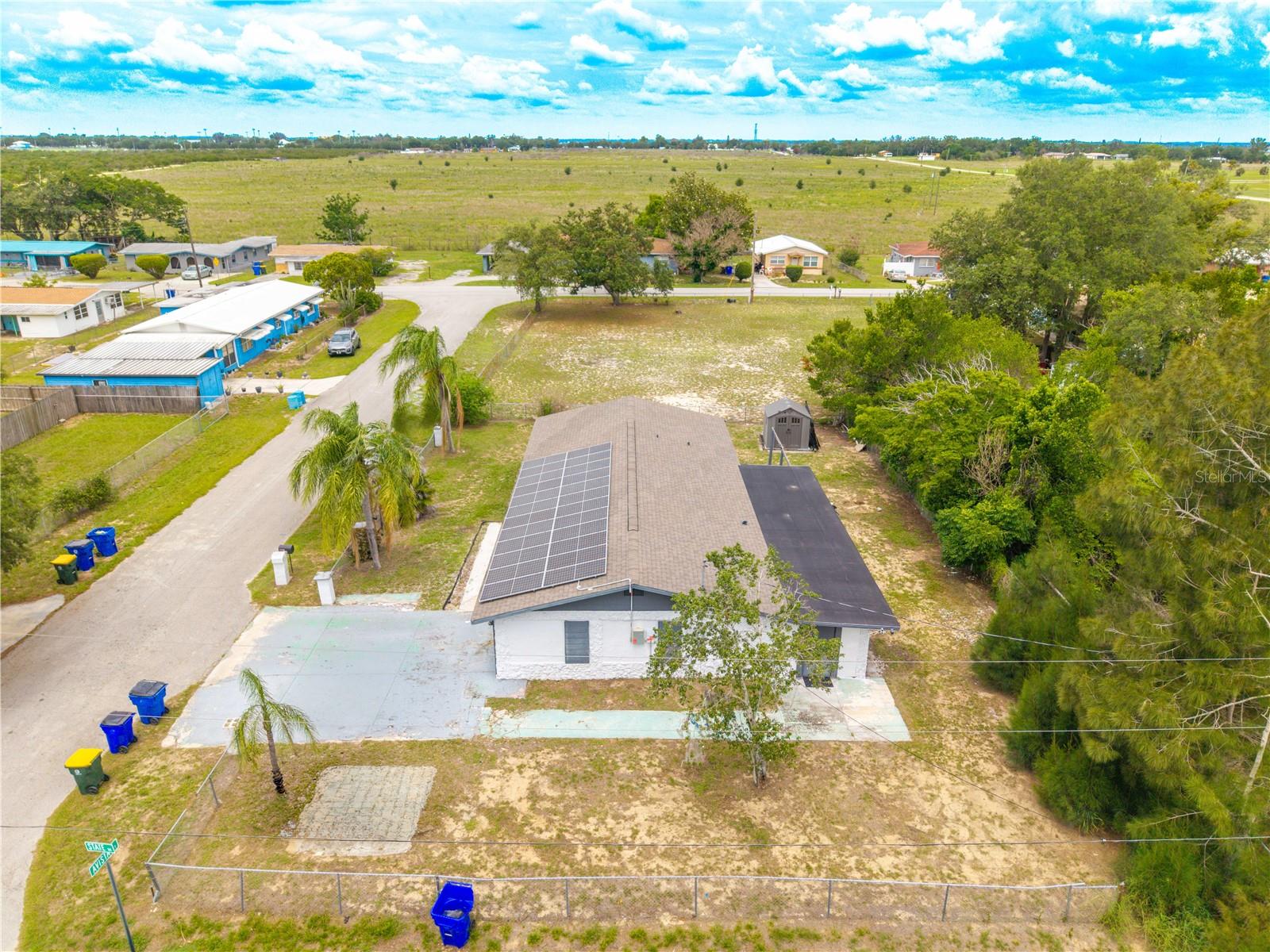DOUGLAS ESTATES - Residential