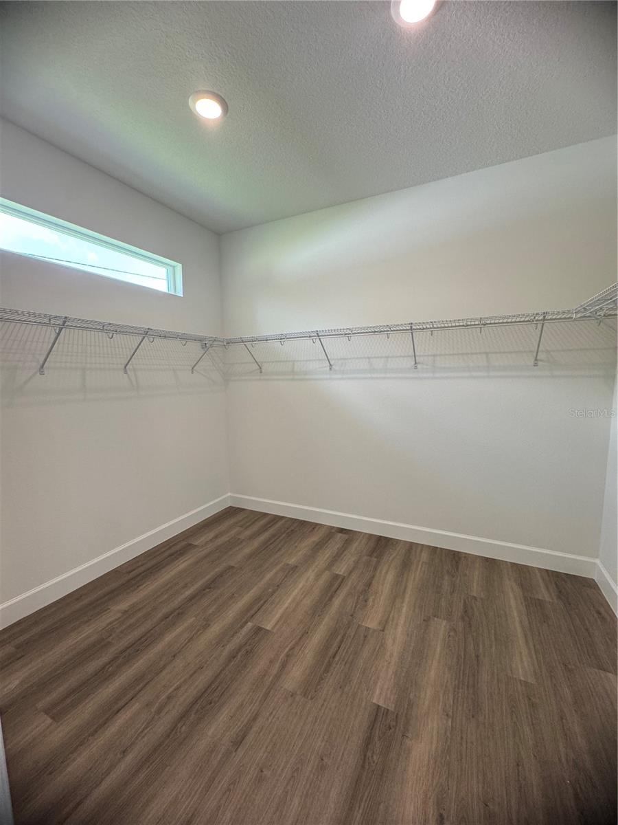 MARION OAKS UN 10 - Residential Lease