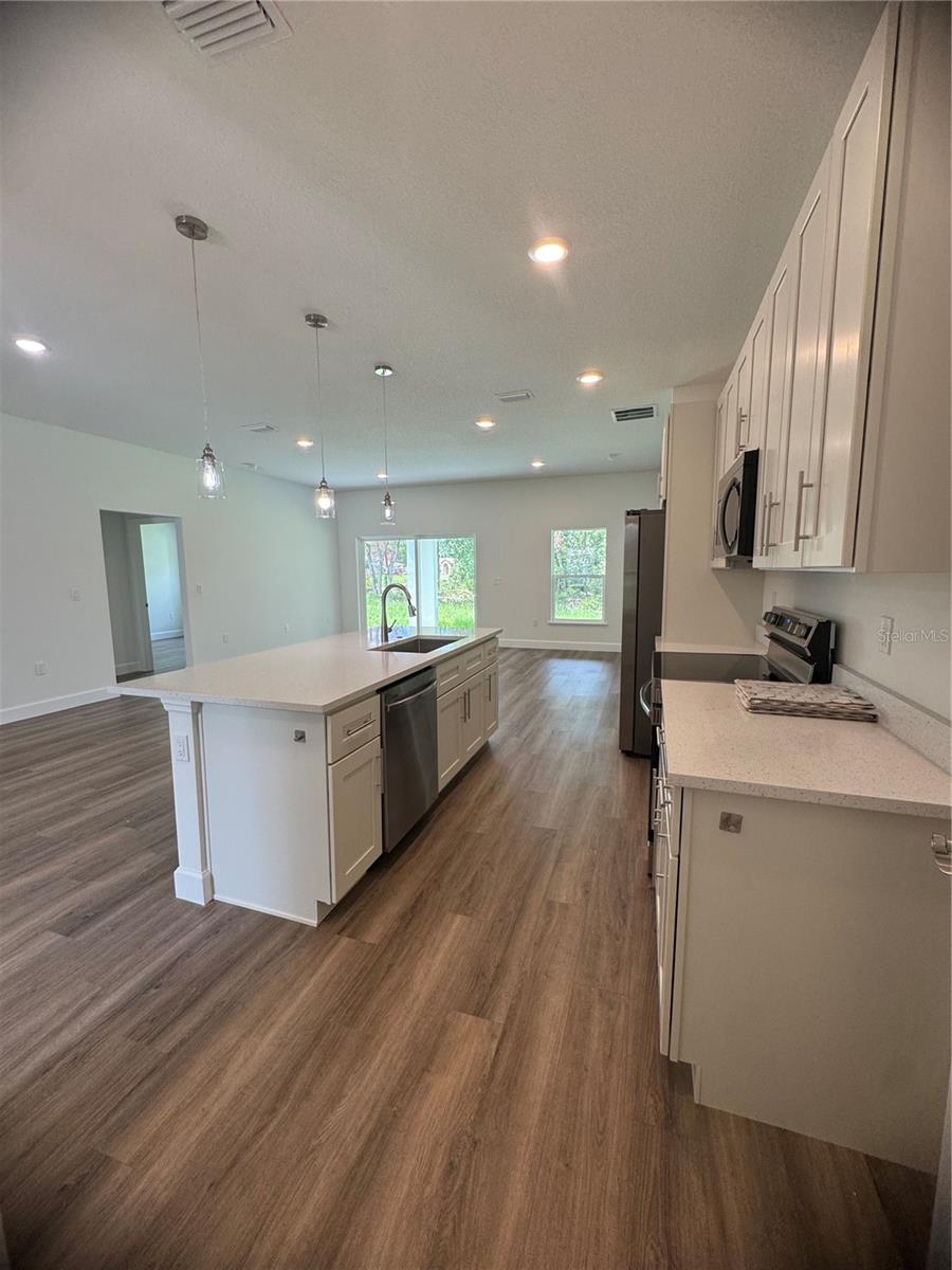 MARION OAKS UN 10 - Residential Lease
