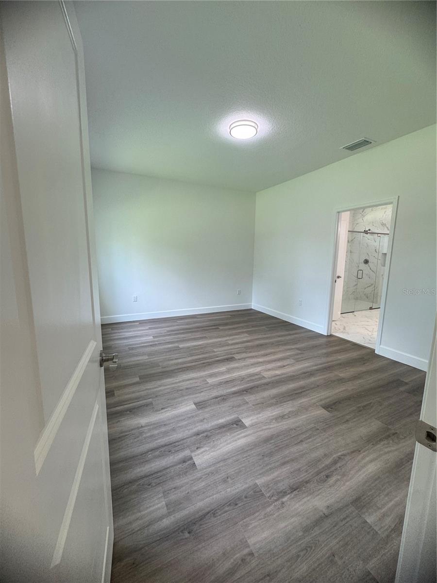 MARION OAKS UN 10 - Residential Lease