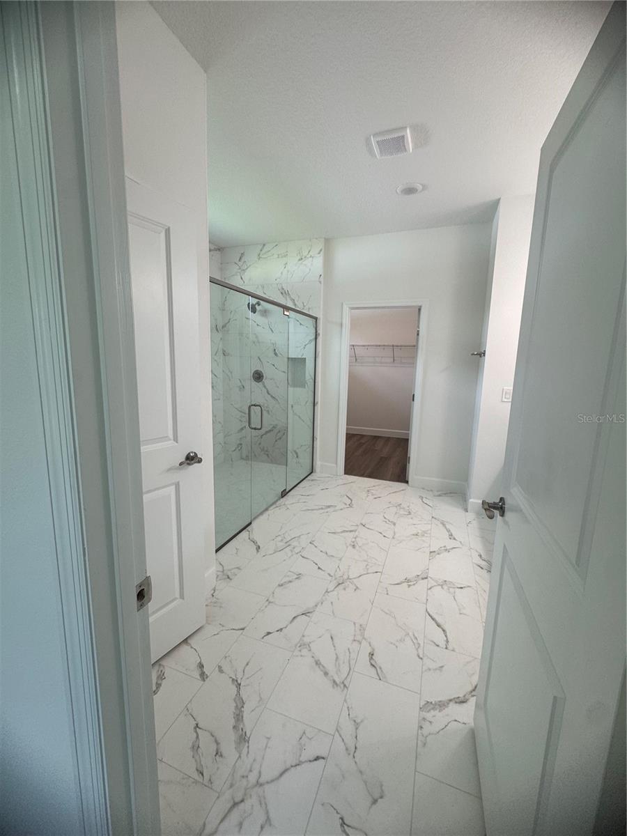 MARION OAKS UN 10 - Residential Lease