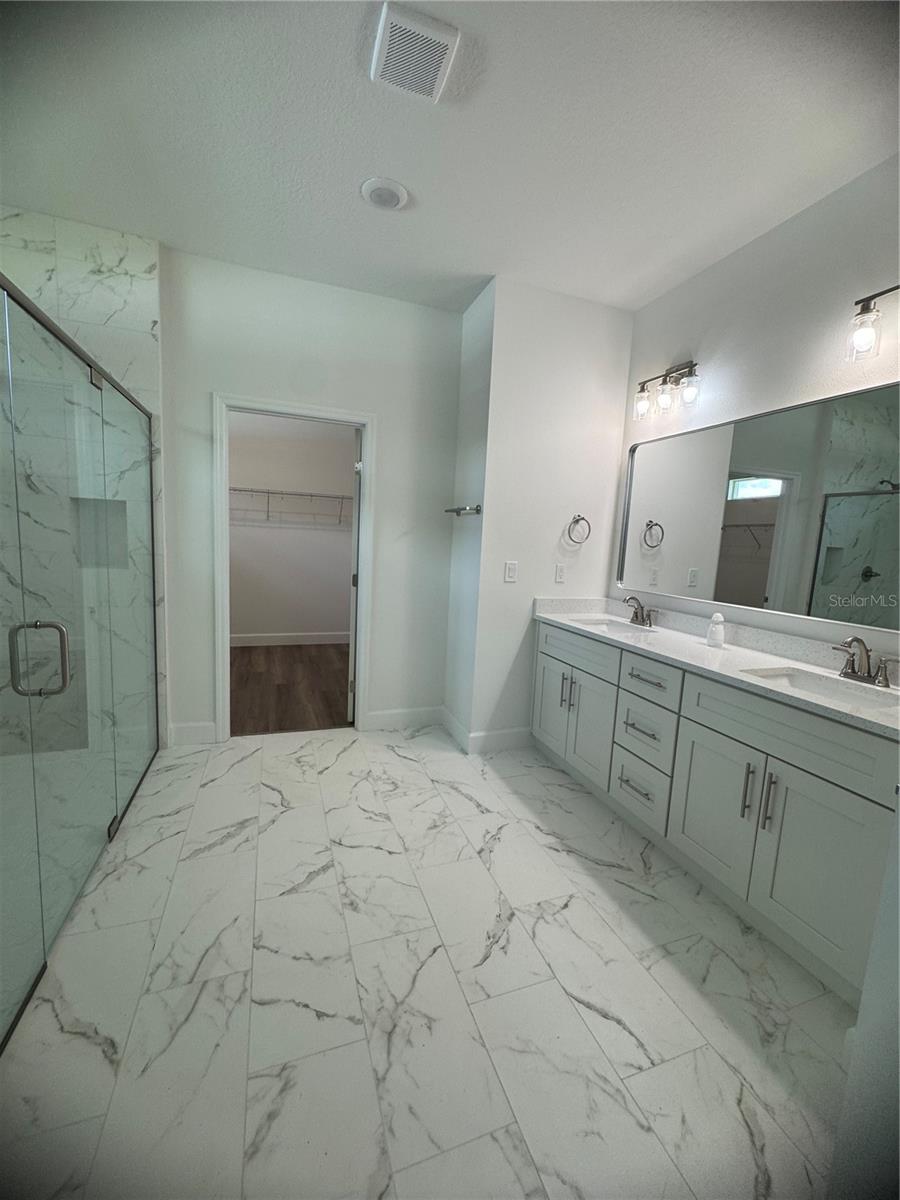 MARION OAKS UN 10 - Residential Lease