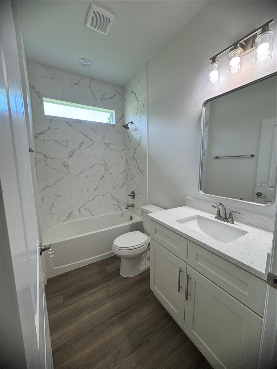 MARION OAKS UN 10 - Residential Lease