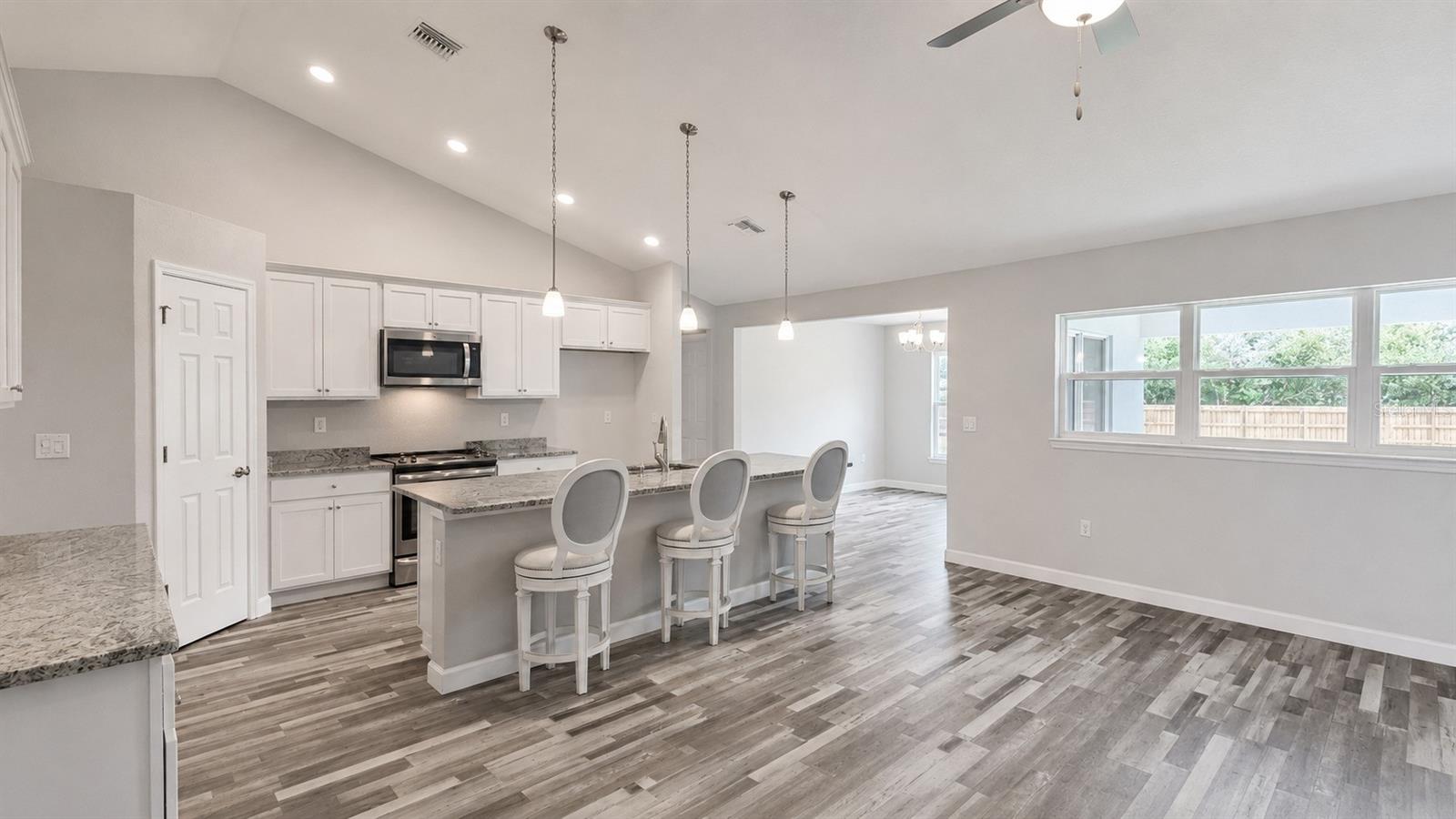 KINGSLAND COUNTRY ESTATE - Residential