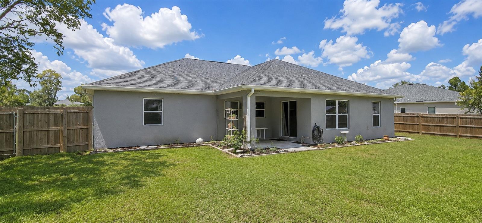KINGSLAND COUNTRY ESTATE - Residential