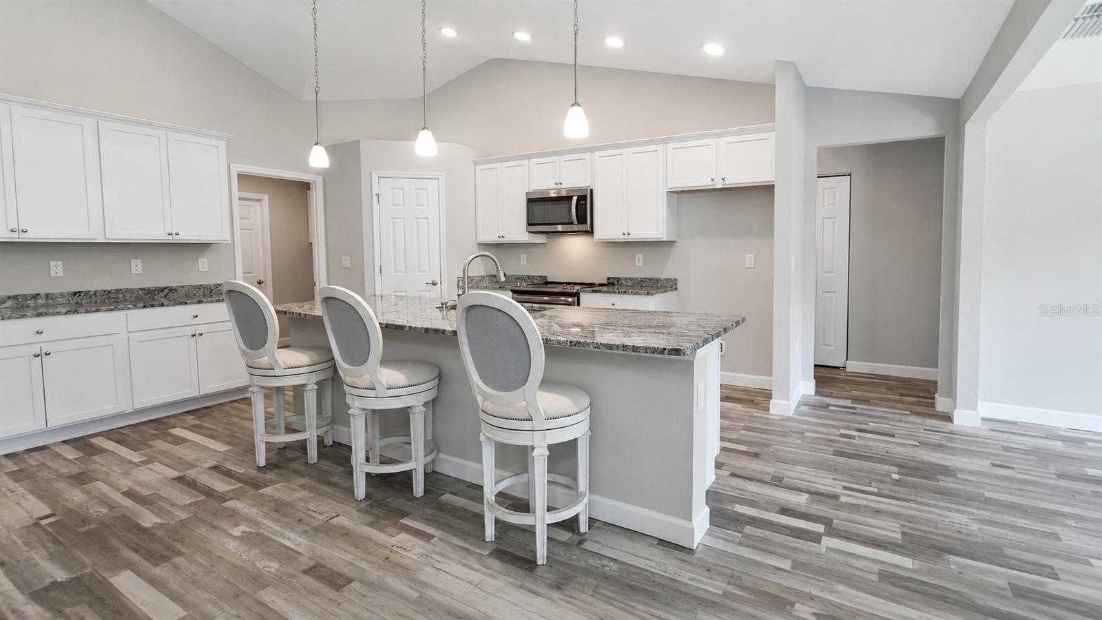 KINGSLAND COUNTRY ESTATE - Residential