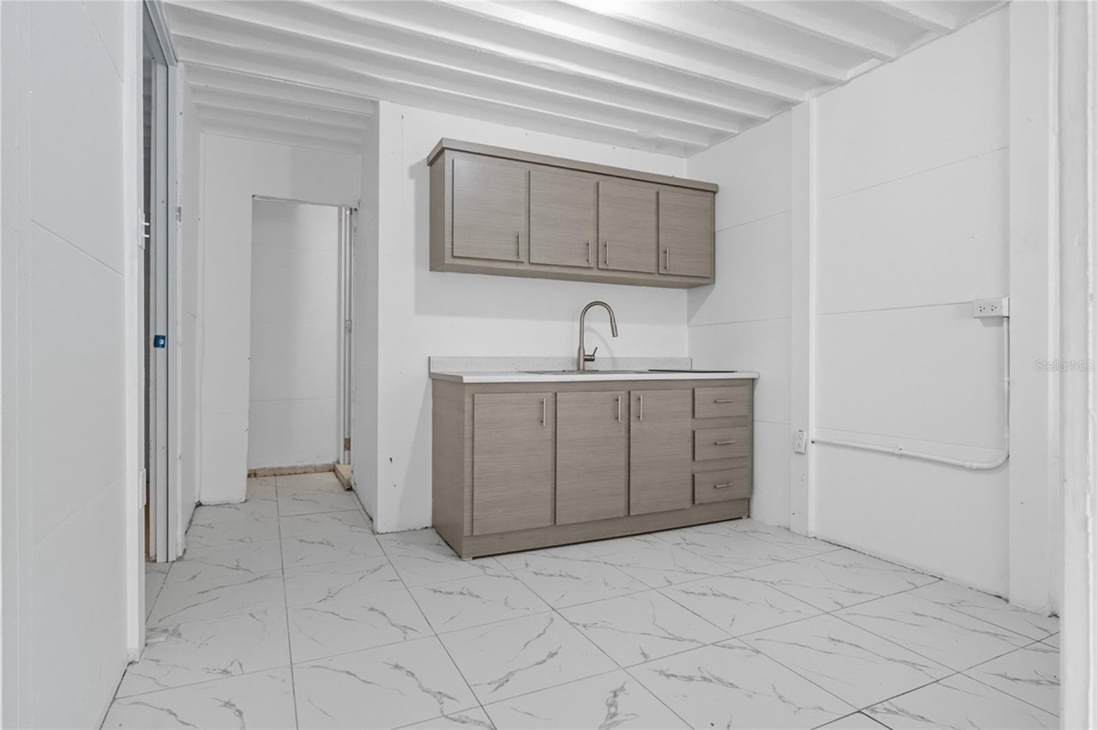 URB. VALLE UNIVERSITARIO - Residential