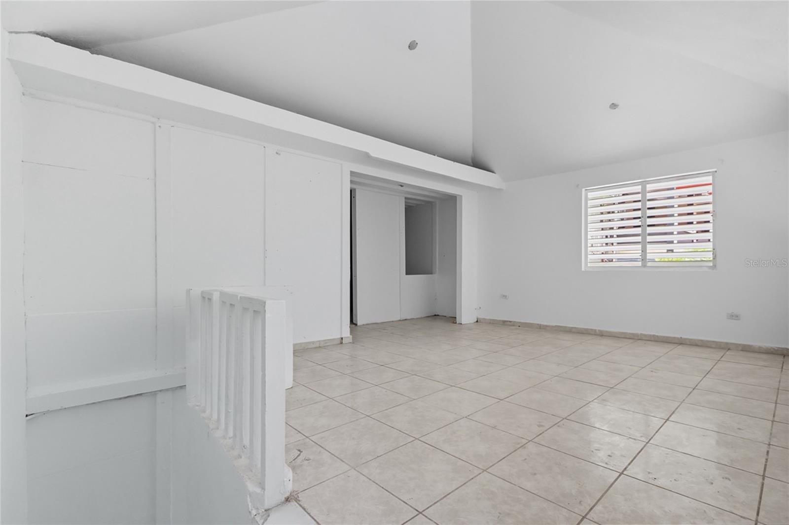 URB. VALLE UNIVERSITARIO - Residential