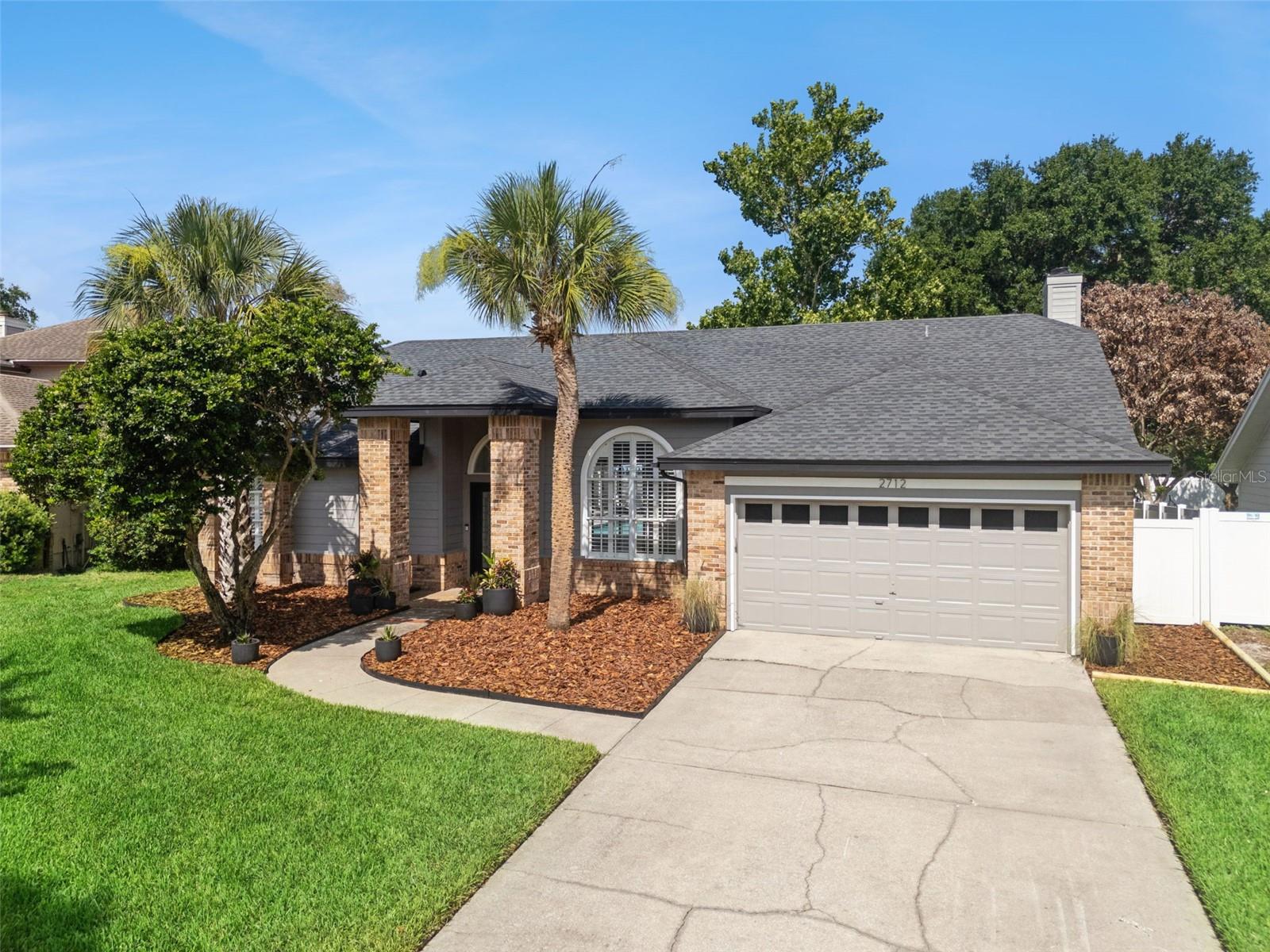 PEMBROOKE - Residential