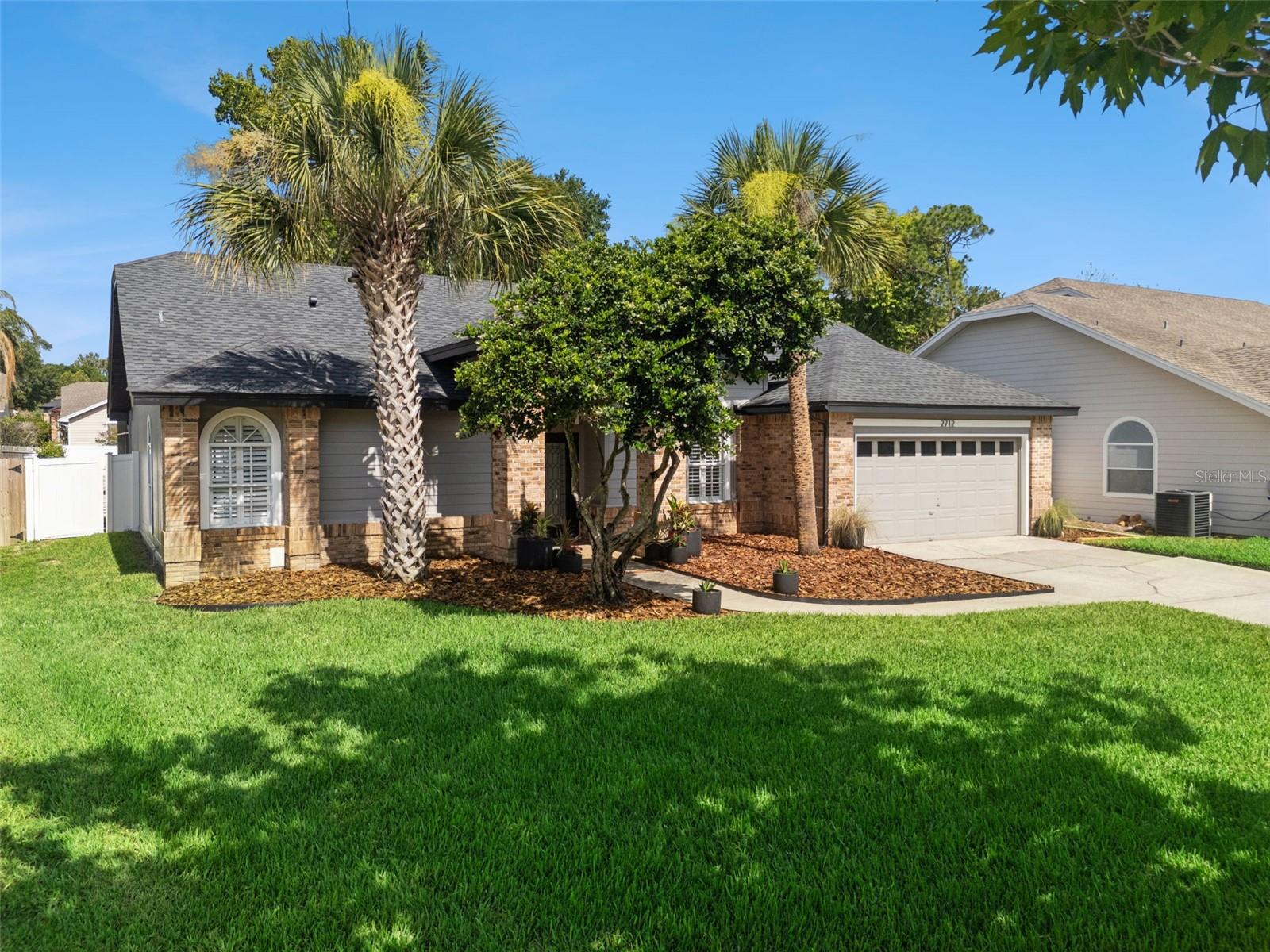 PEMBROOKE - Residential