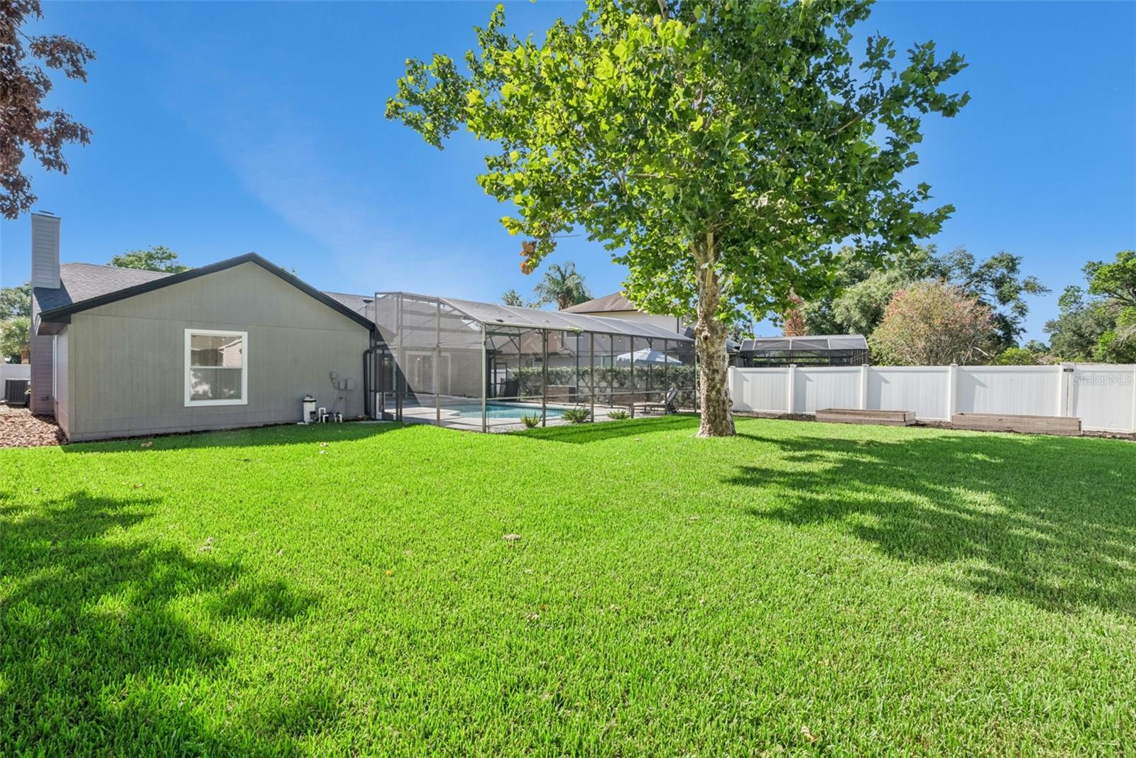 PEMBROOKE - Residential