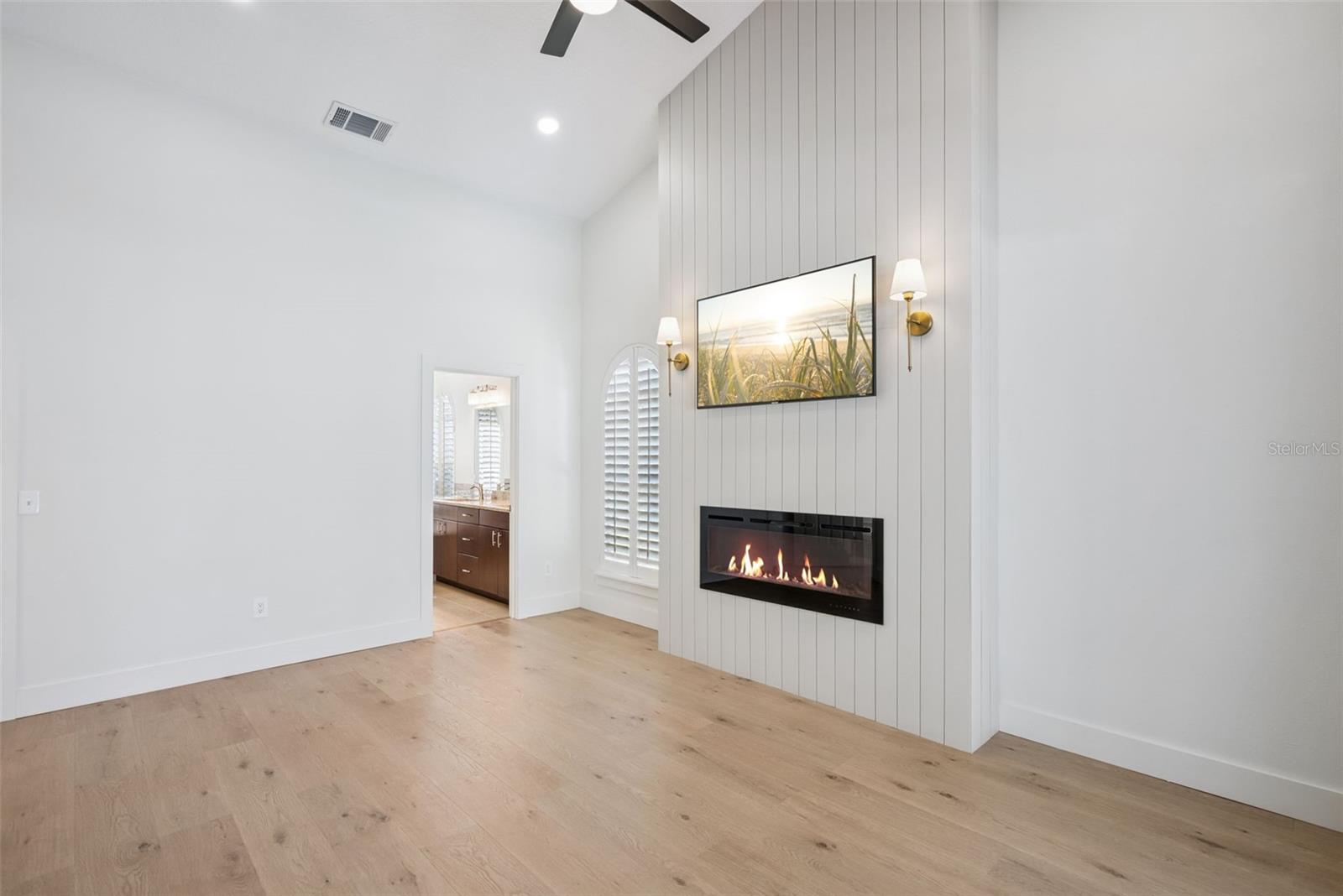 PEMBROOKE - Residential