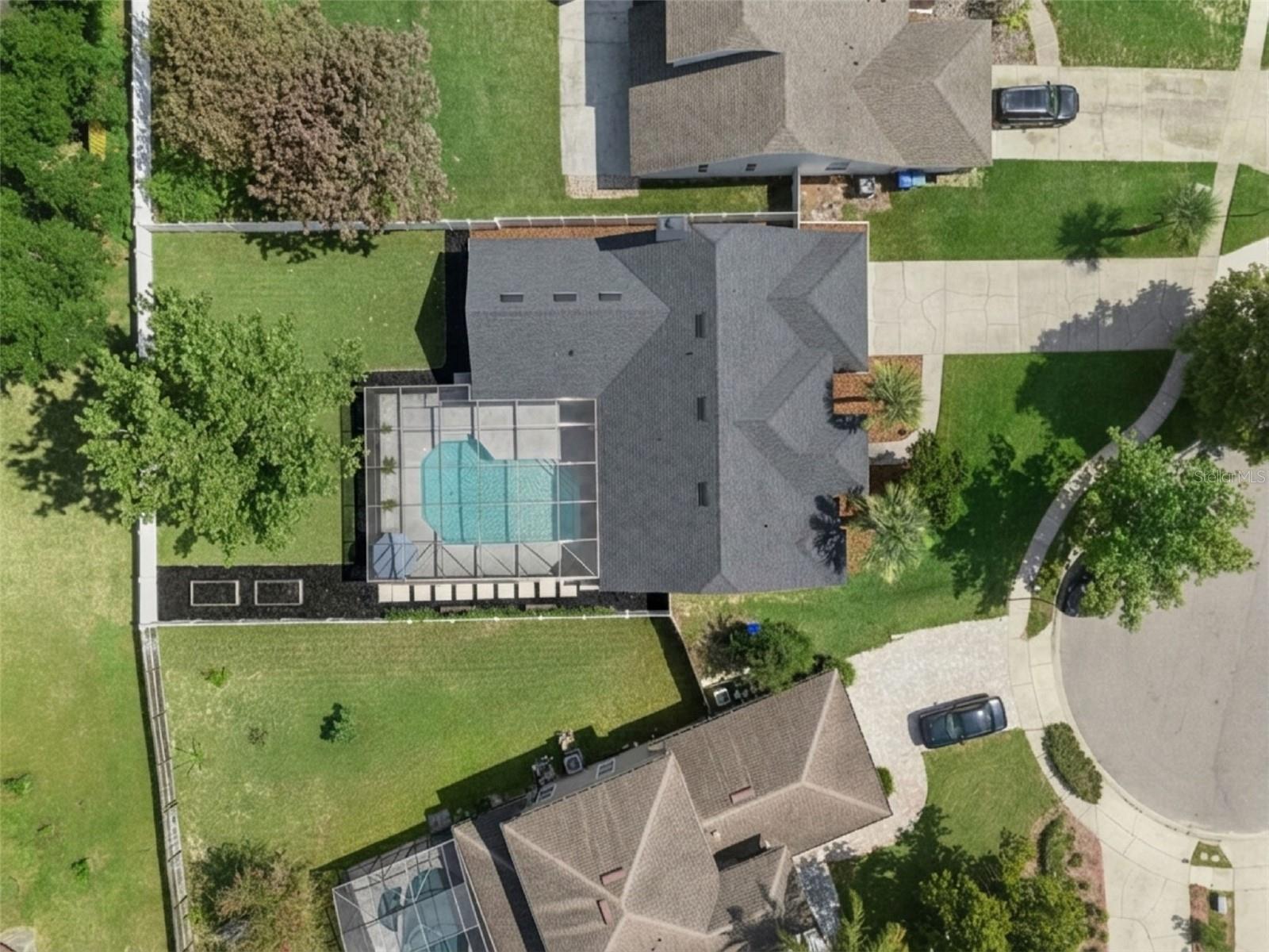 PEMBROOKE - Residential