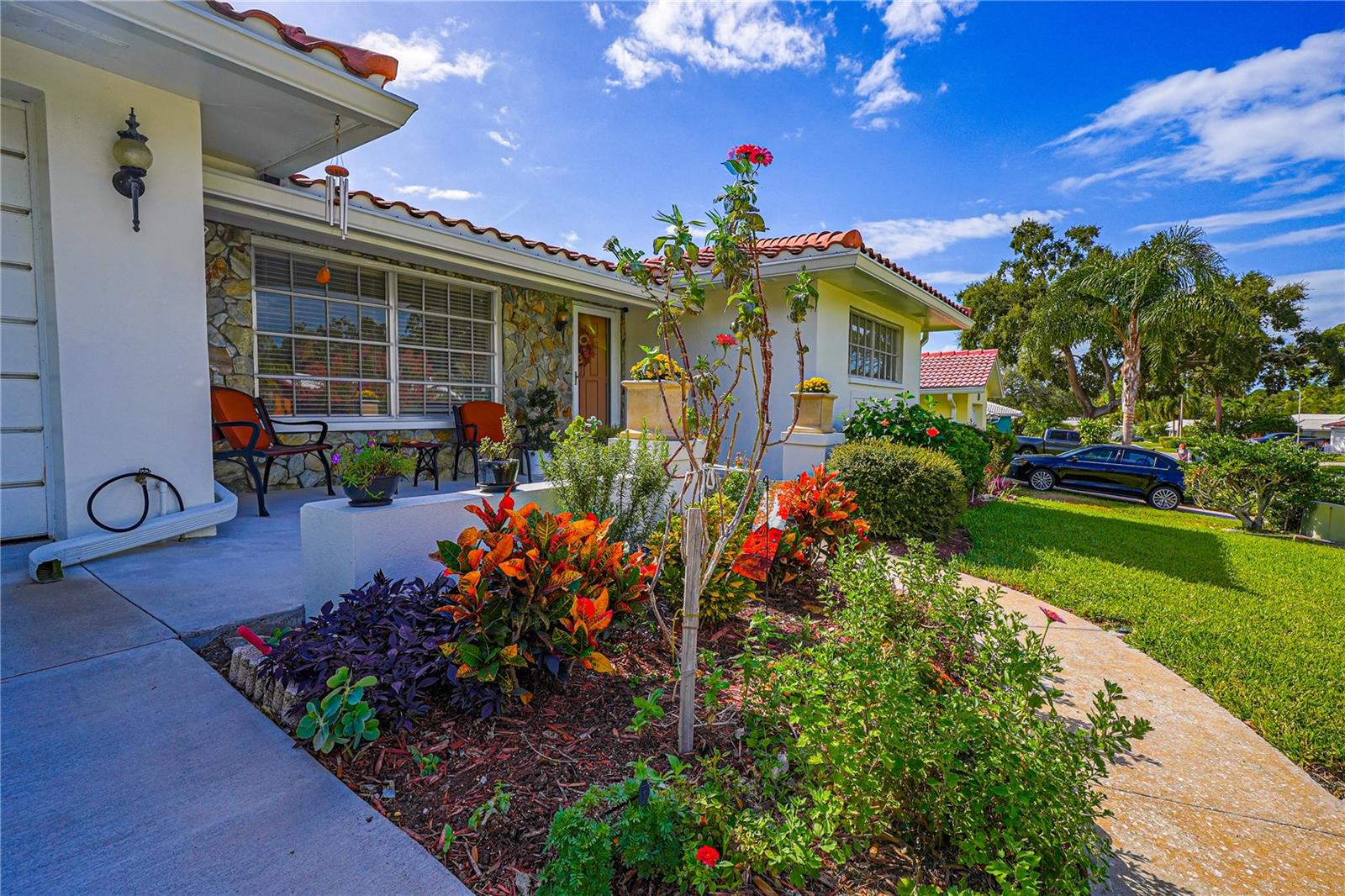 CANTERBURY CHASE - Residential