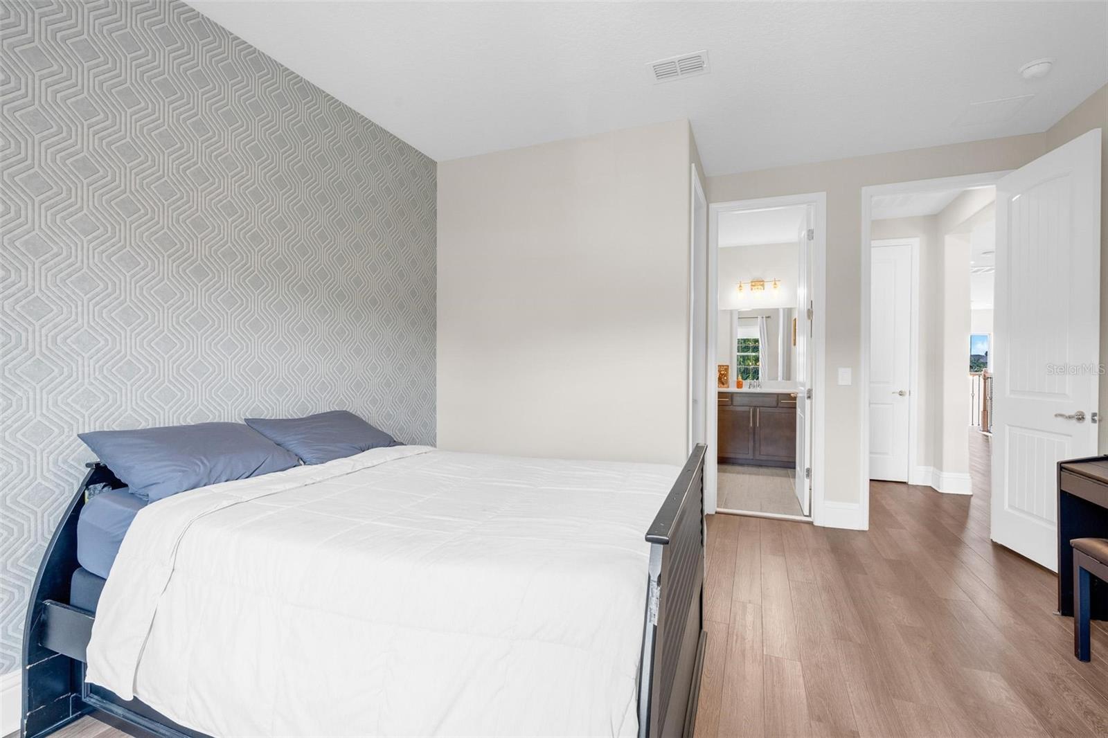 ROYAL LEGACY ESTATES - Residential