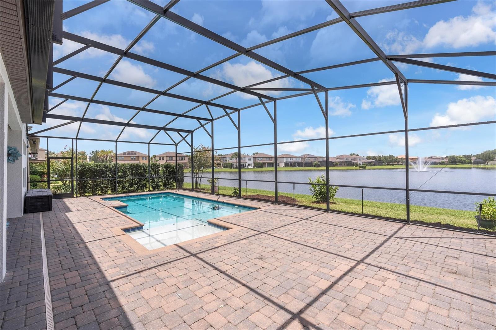 ROYAL LEGACY ESTATES - Residential