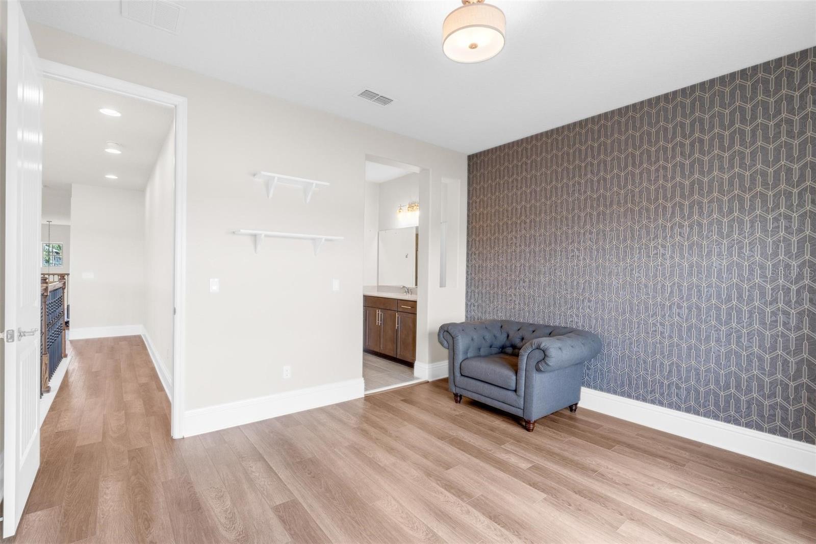 ROYAL LEGACY ESTATES - Residential