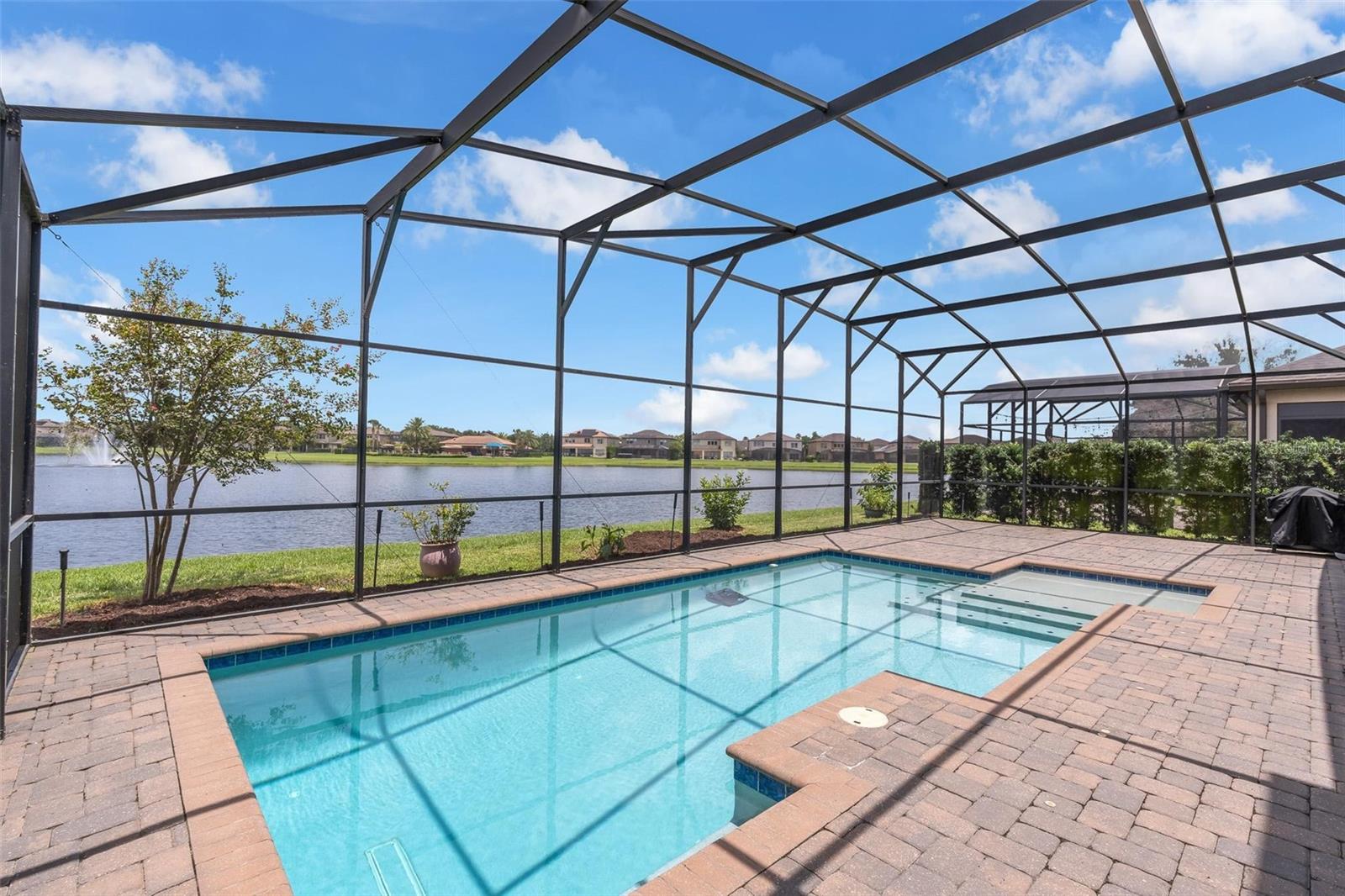 ROYAL LEGACY ESTATES - Residential