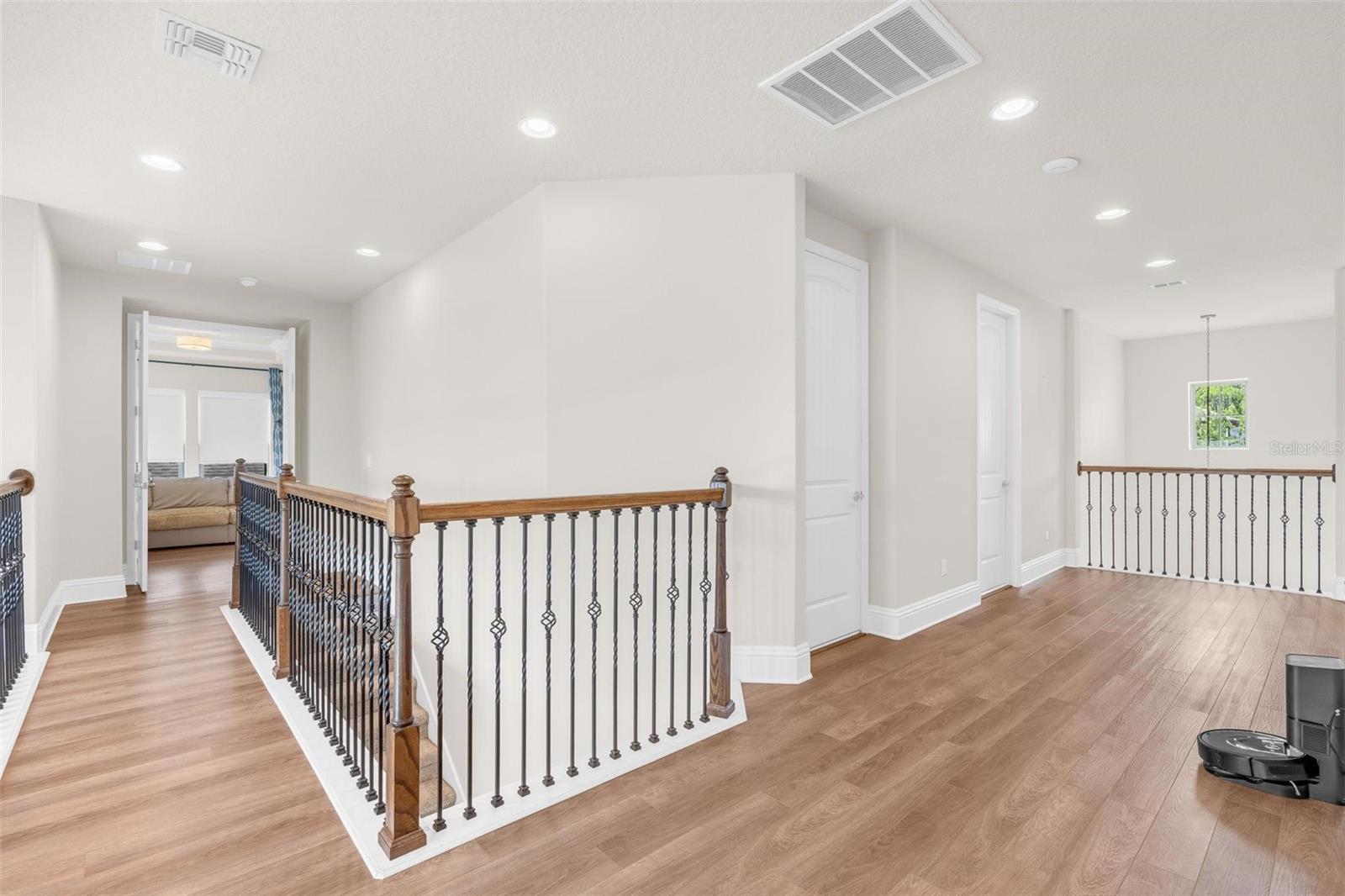 ROYAL LEGACY ESTATES - Residential