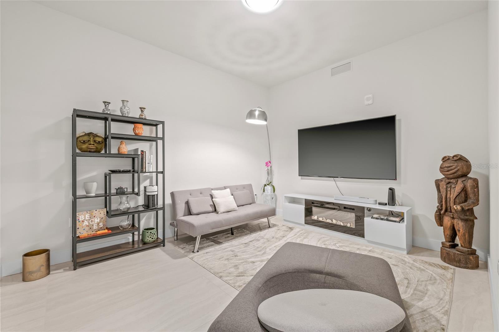 SALTAIRE CONDO - Residential Lease