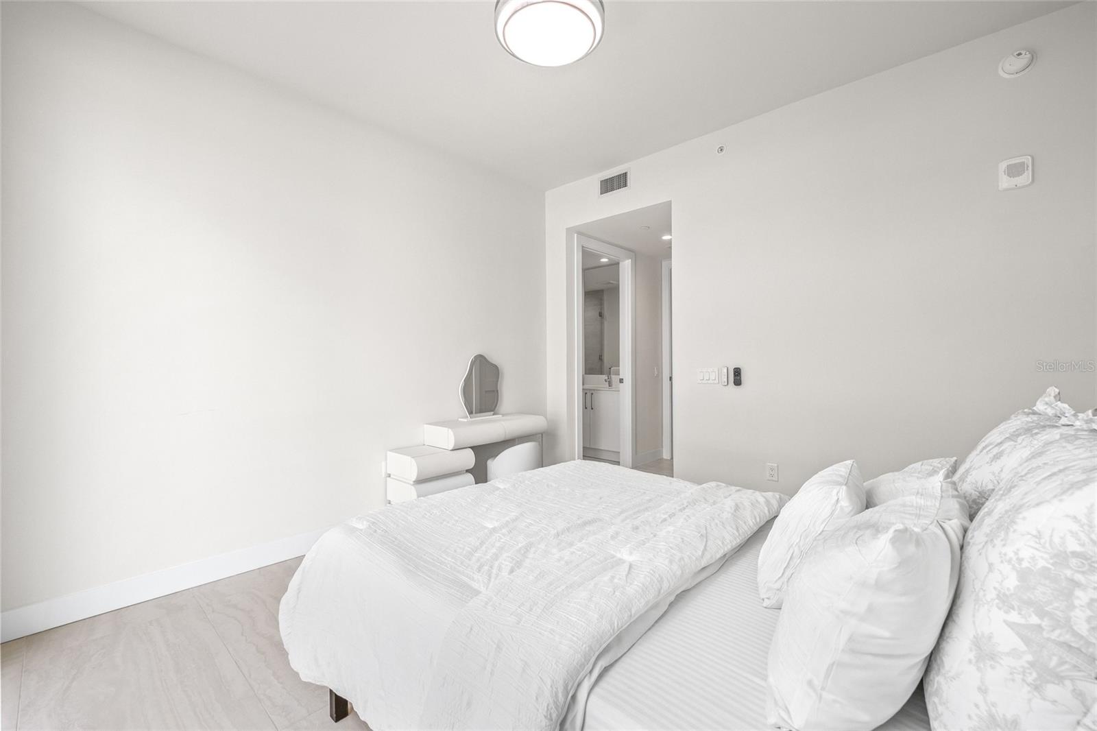 SALTAIRE CONDO - Residential Lease