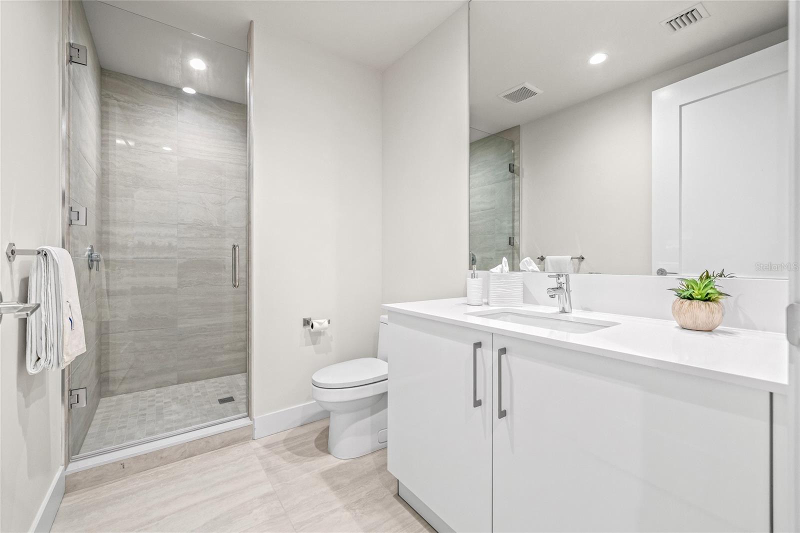 SALTAIRE CONDO - Residential Lease