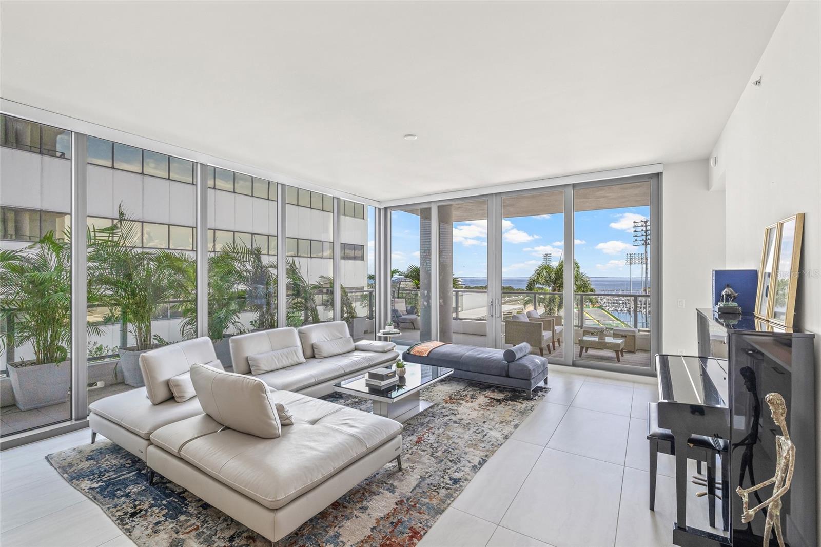 SALTAIRE CONDO - Residential Lease