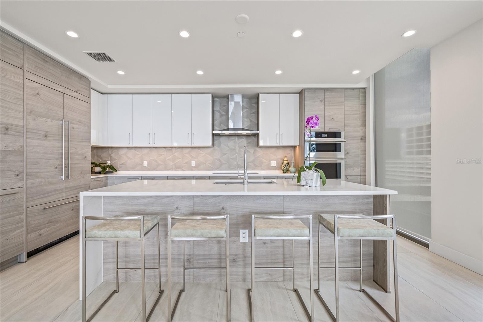 SALTAIRE CONDO - Residential Lease