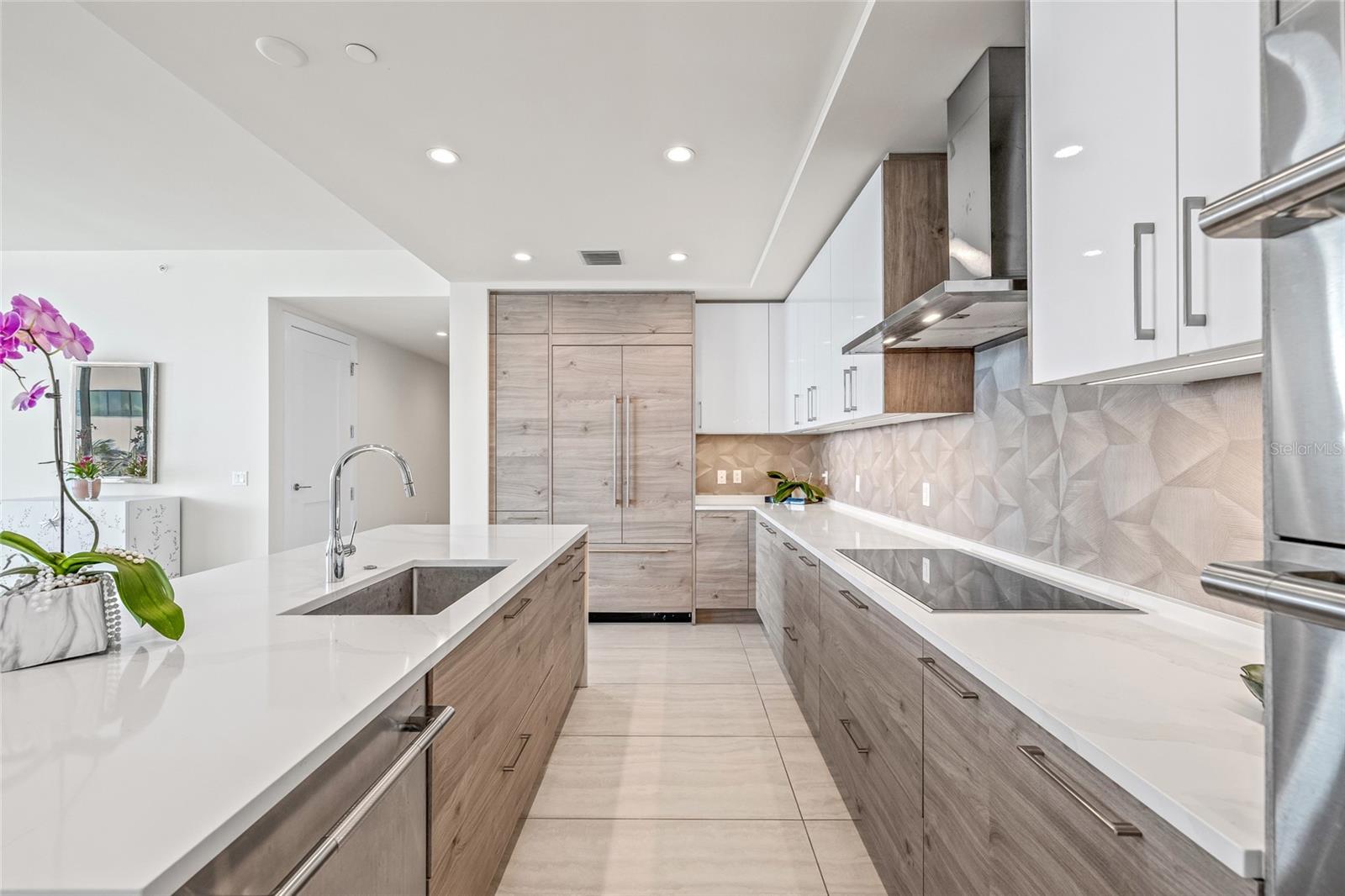 SALTAIRE CONDO - Residential Lease