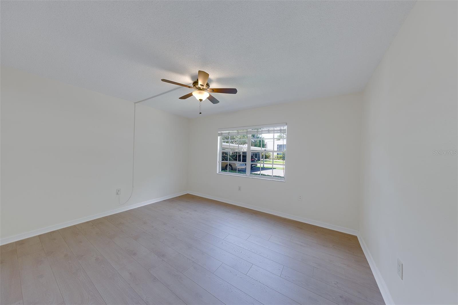 EAST BAY COUNTRY CLUB CONDO APTS - Residential