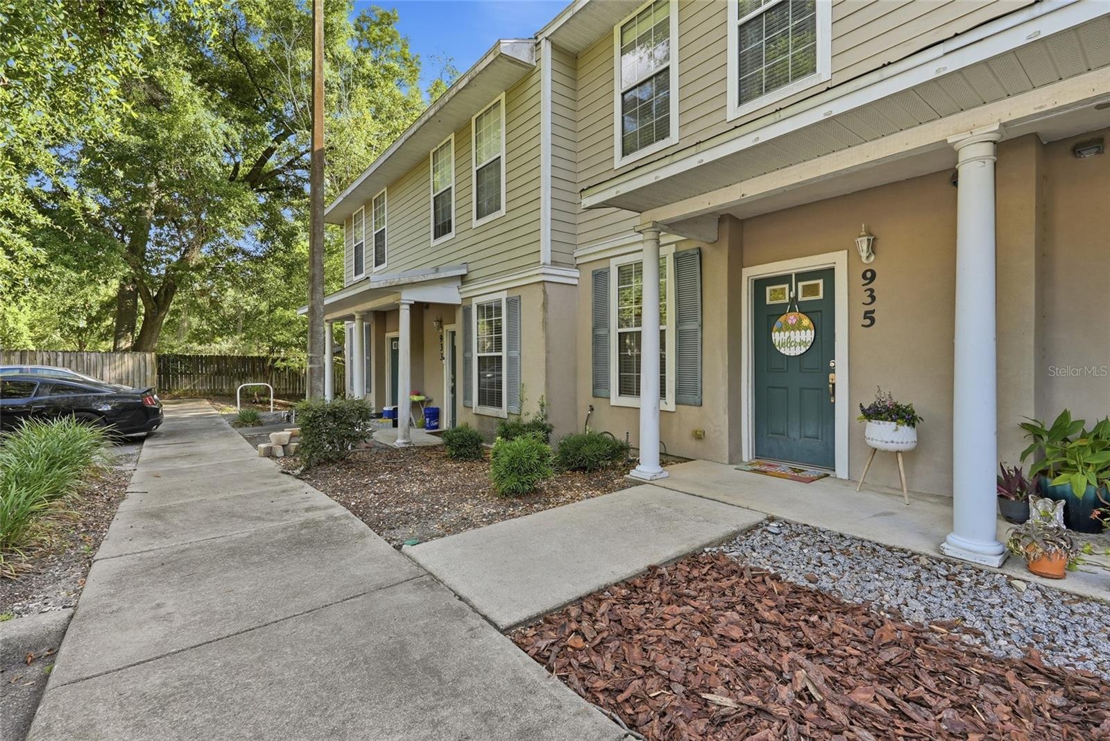 GARLAND - Residential