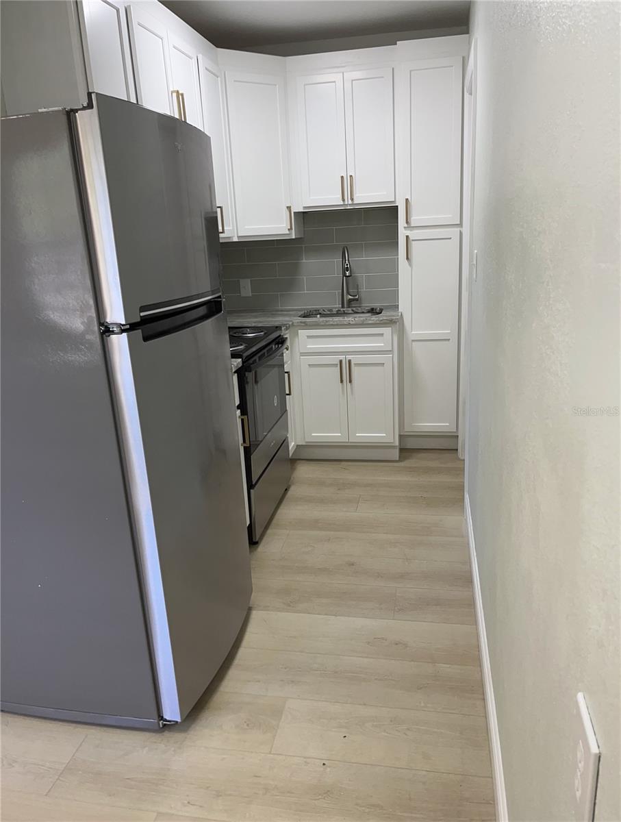 ROUSLYNN - Residential Income