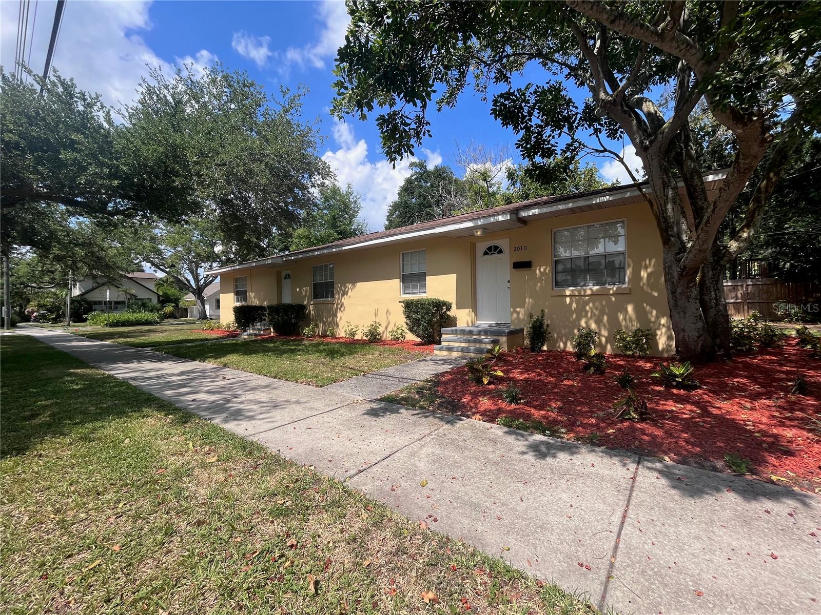 ROUSLYNN - Residential Income